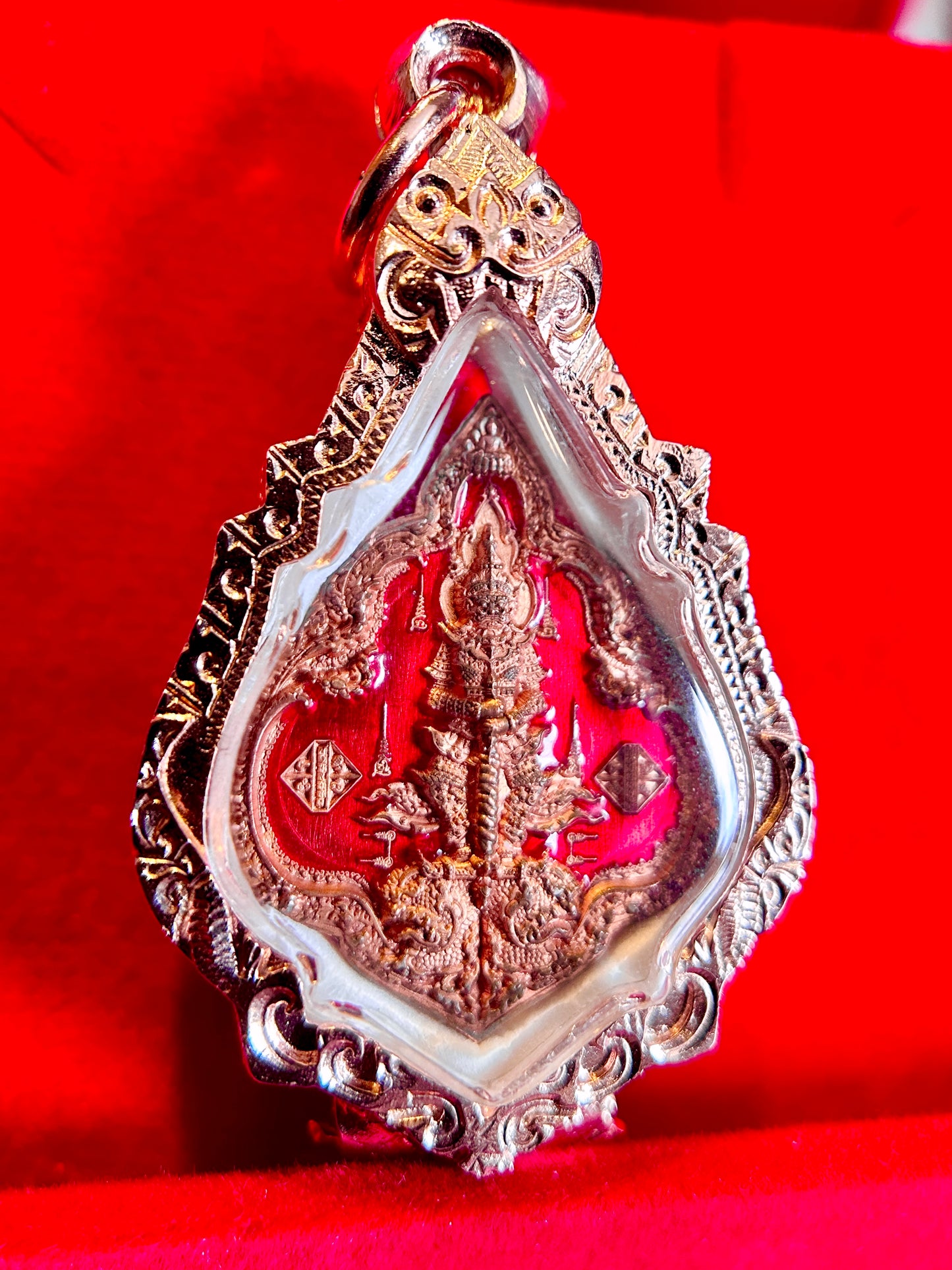 Tao Wessuwan Royal Dharma Guardian (Crimson/Copper)