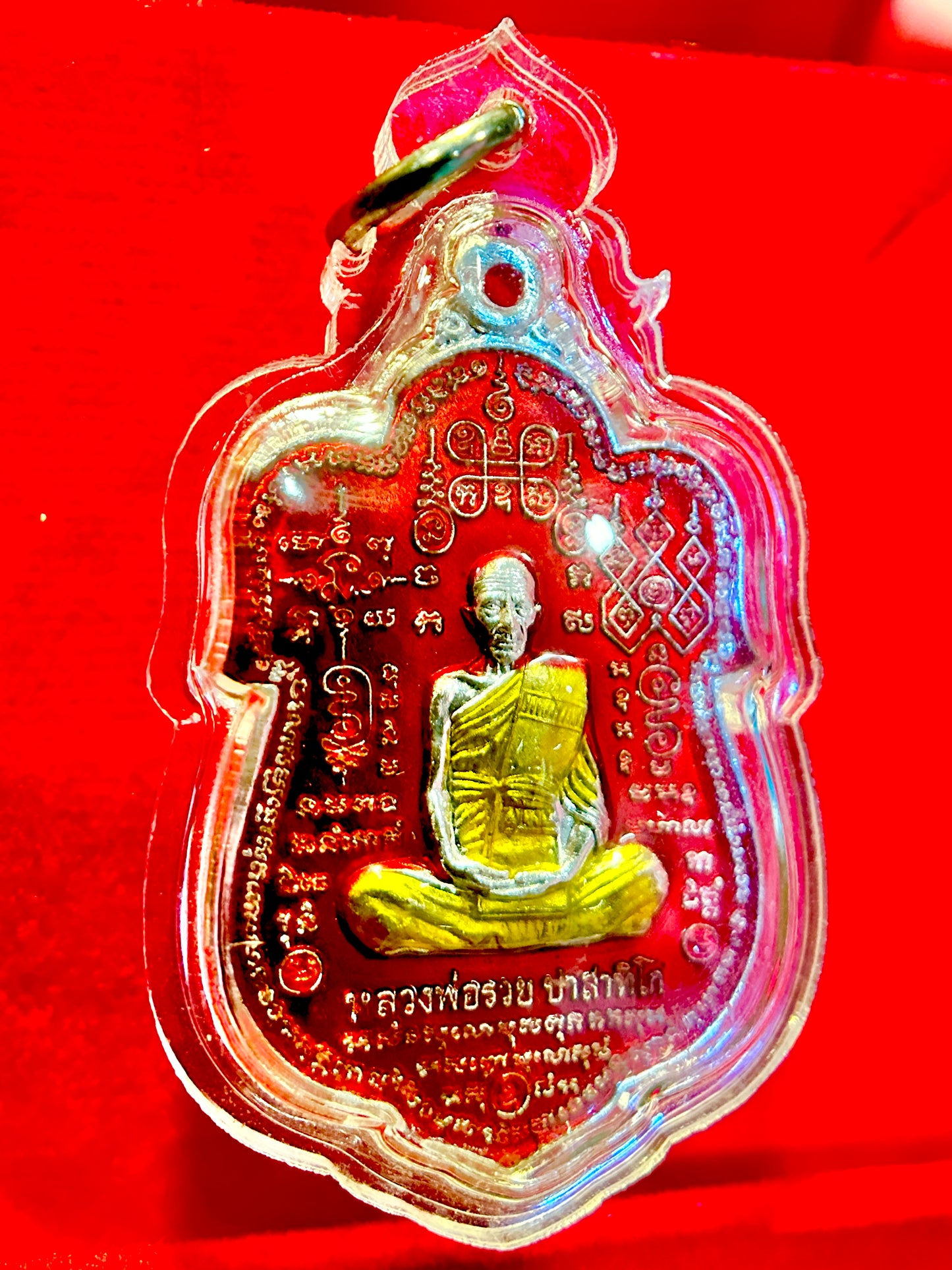 Luang Phor Ruay Maha (Red/Silver)