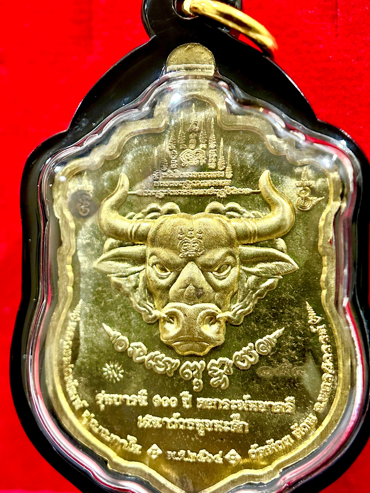 Luang Phor Phat Sacred Bull (Emerald Bull Edition)