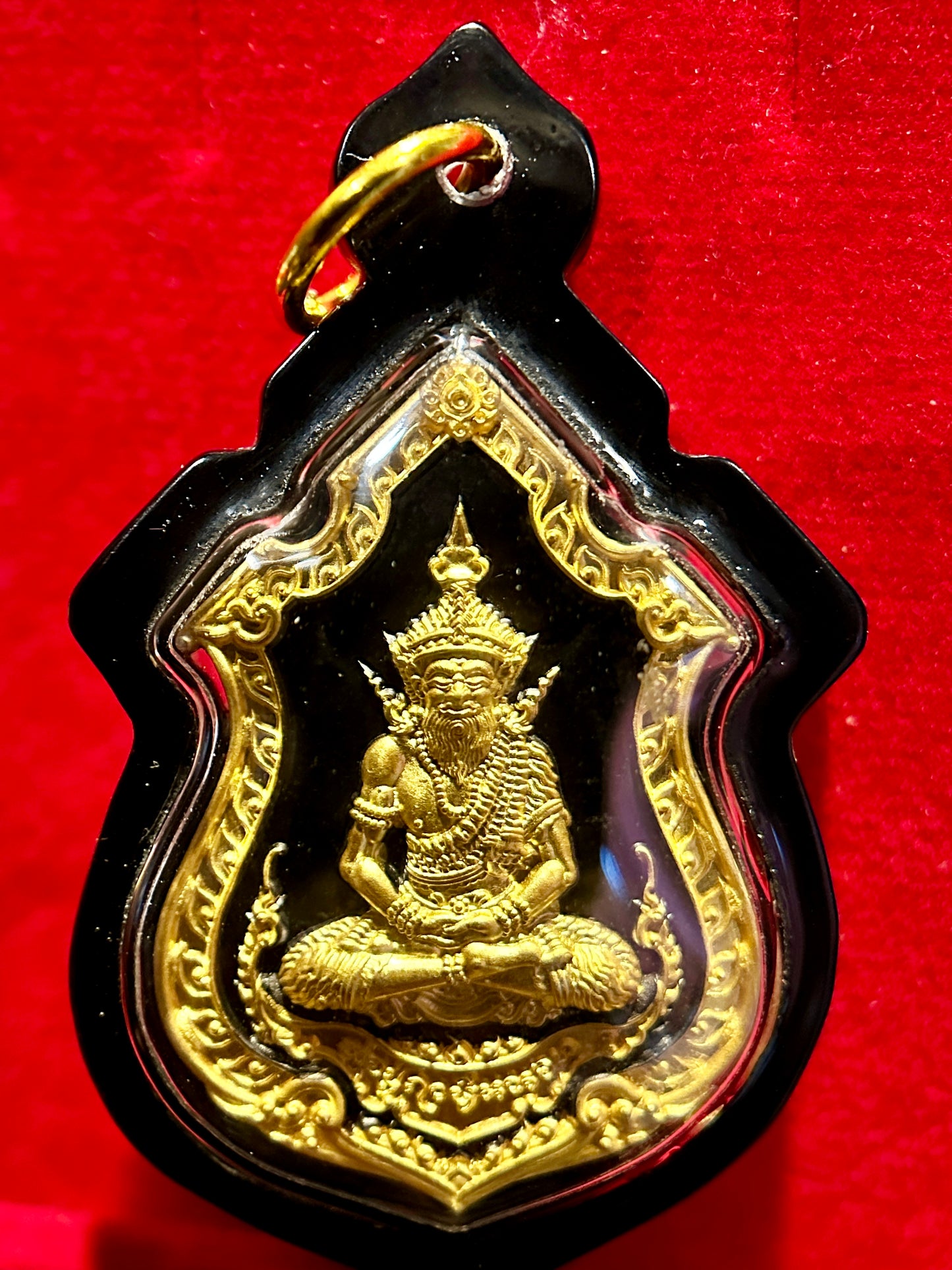 Lersi Ta Fai & Hanuman Riding Singha