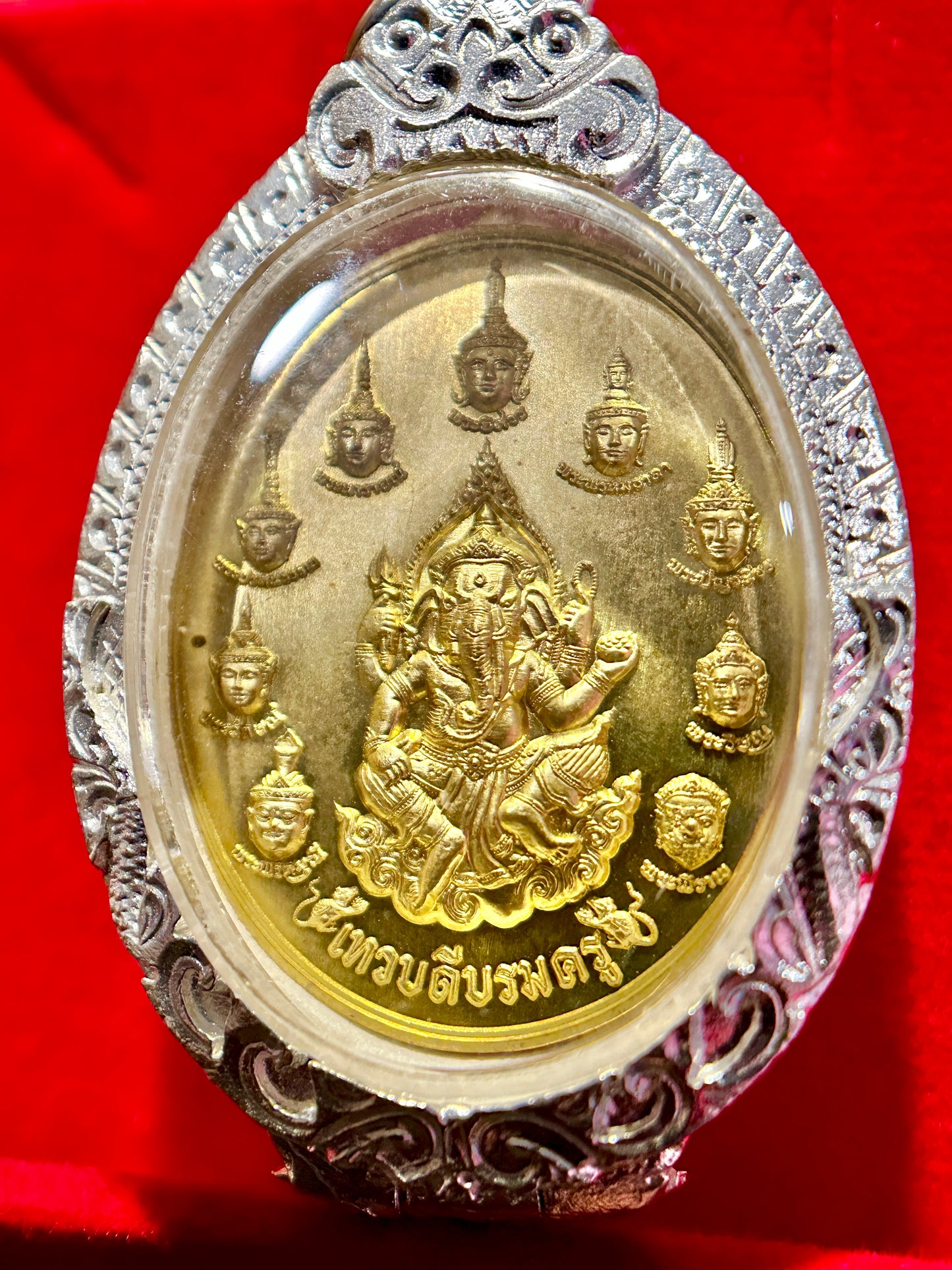 Phra Pikanet Prosperity & Tao Wessuwan Guardian
