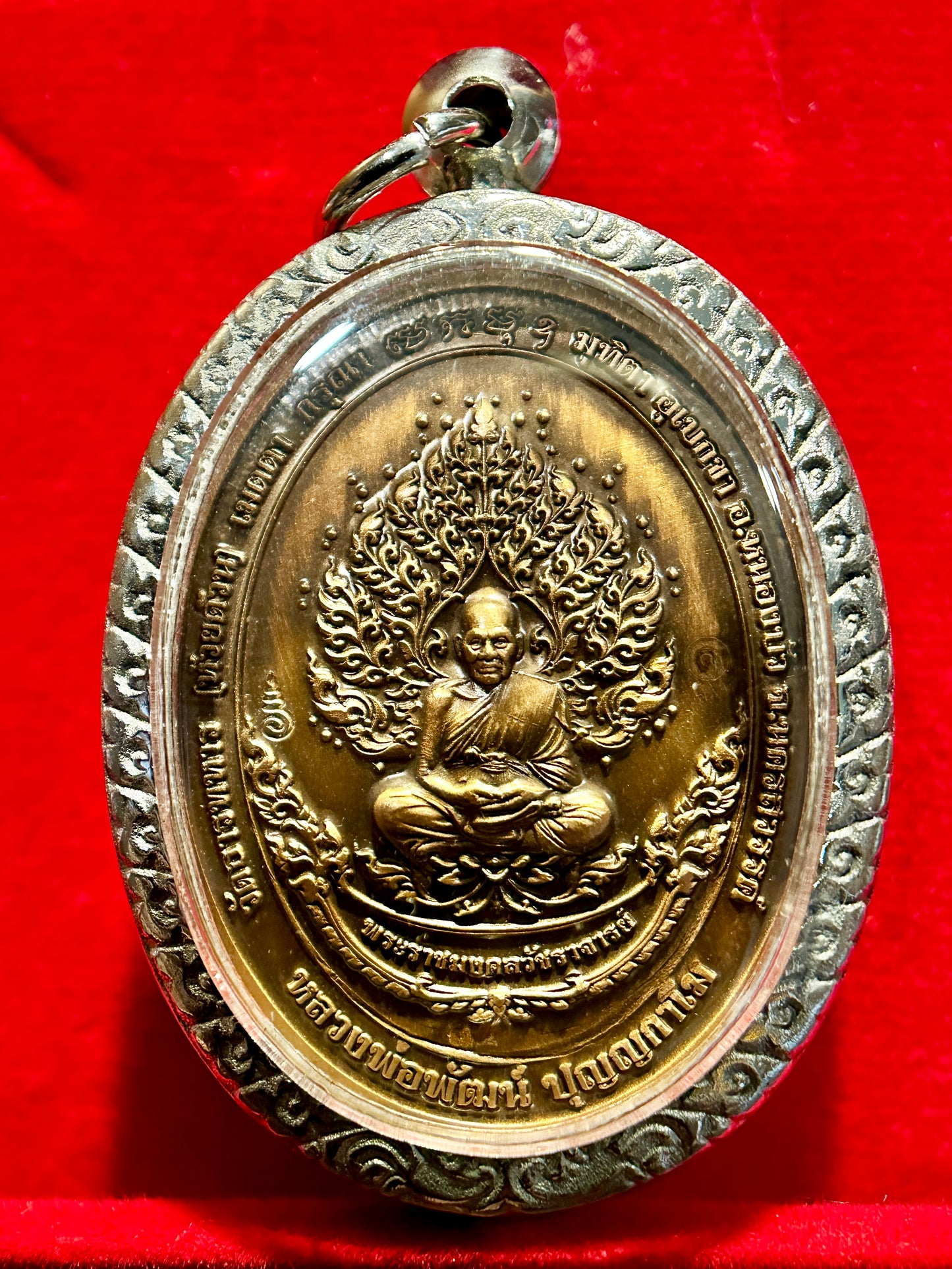 Phra Phrom,Vishvarupa & Luang Phor Phat