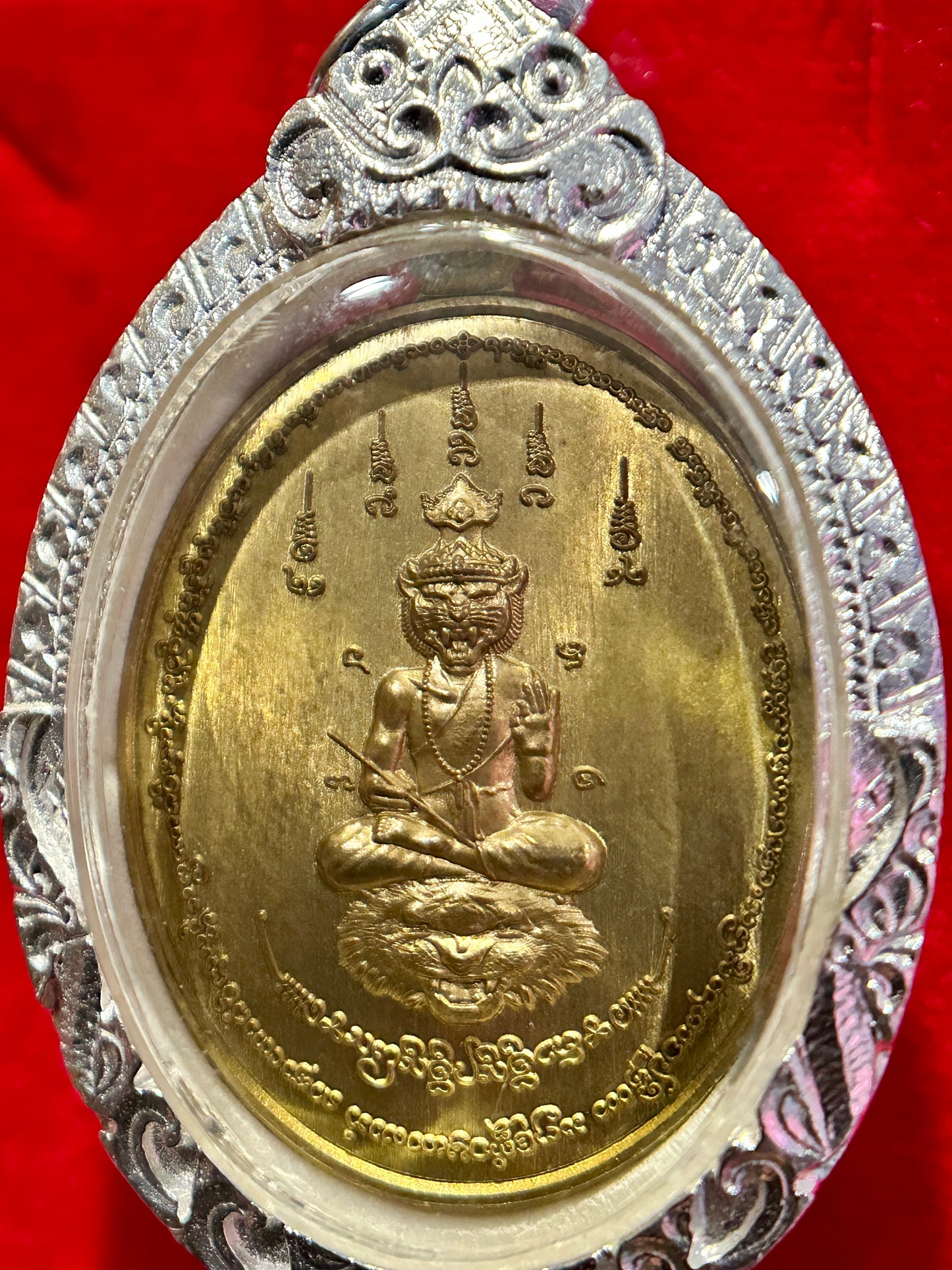 Lersi Tiger Head & Yantra Grid (Antique Gold - Silver Case)