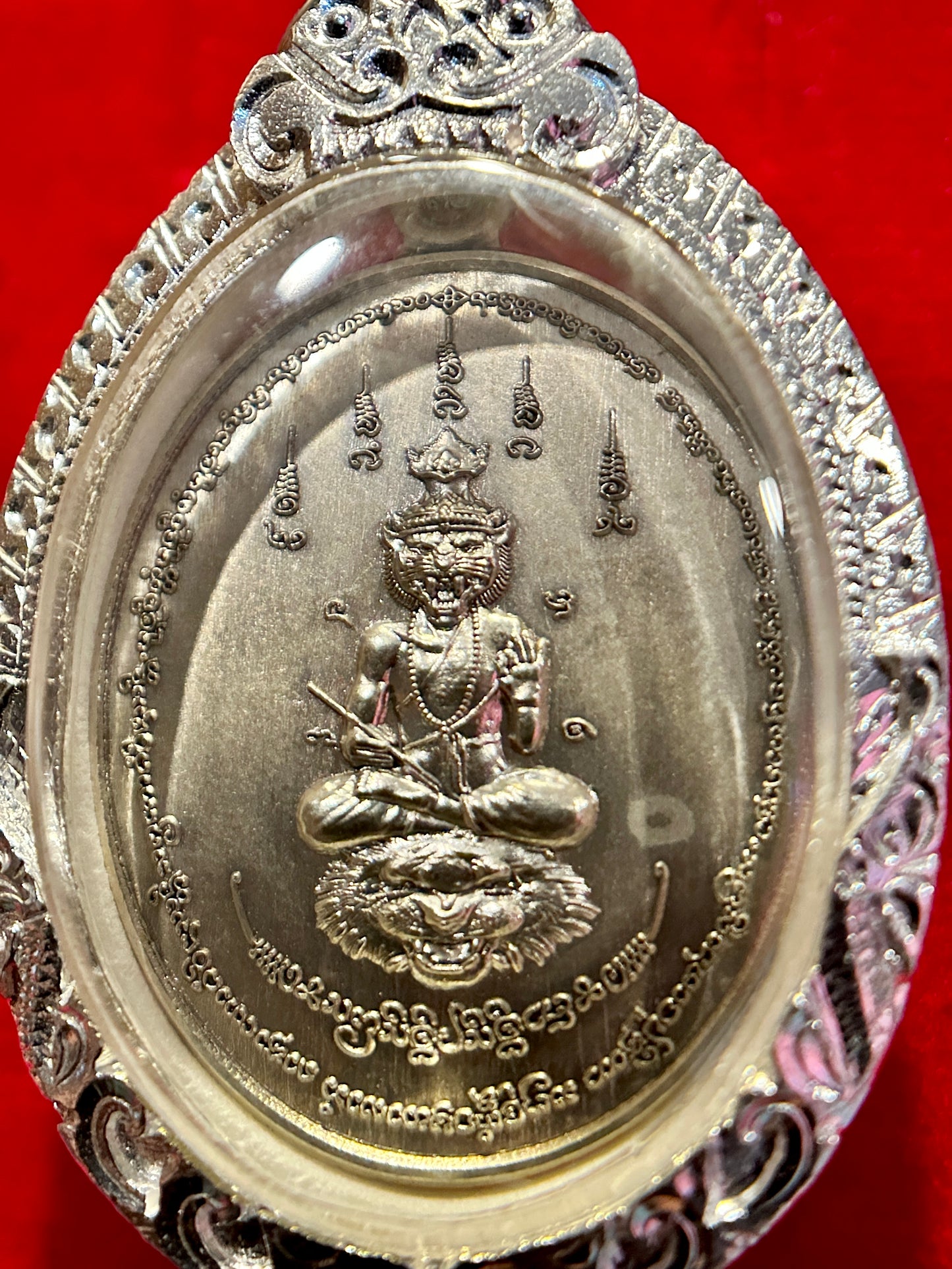Lersi Tiger Head & Yantra Grid (Antique Silver - Silver Case)