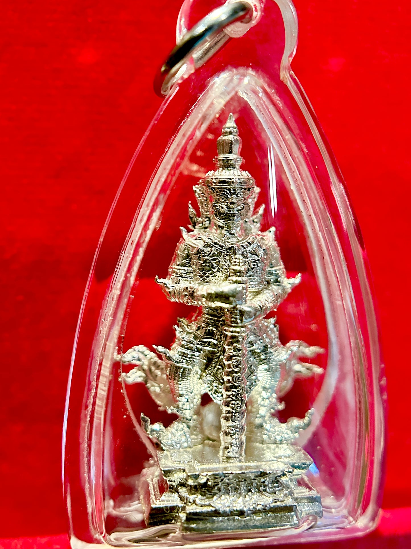 Tao Wessuwan Statue Silver