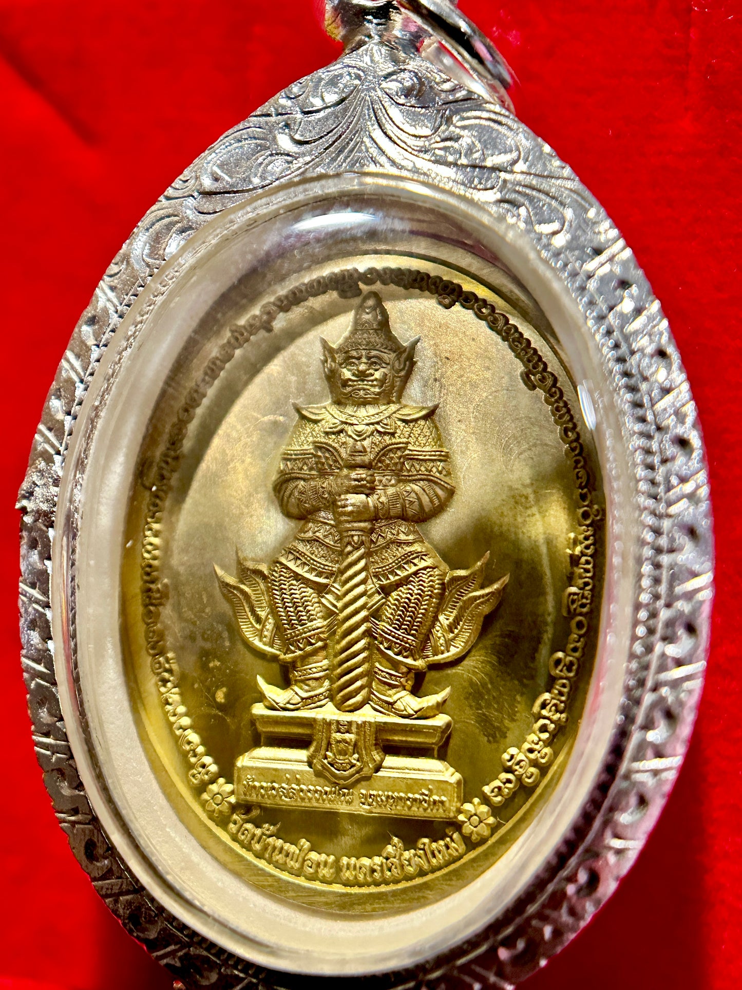Phra Pikanet Prosperity & Tao Wessuwan Guardian