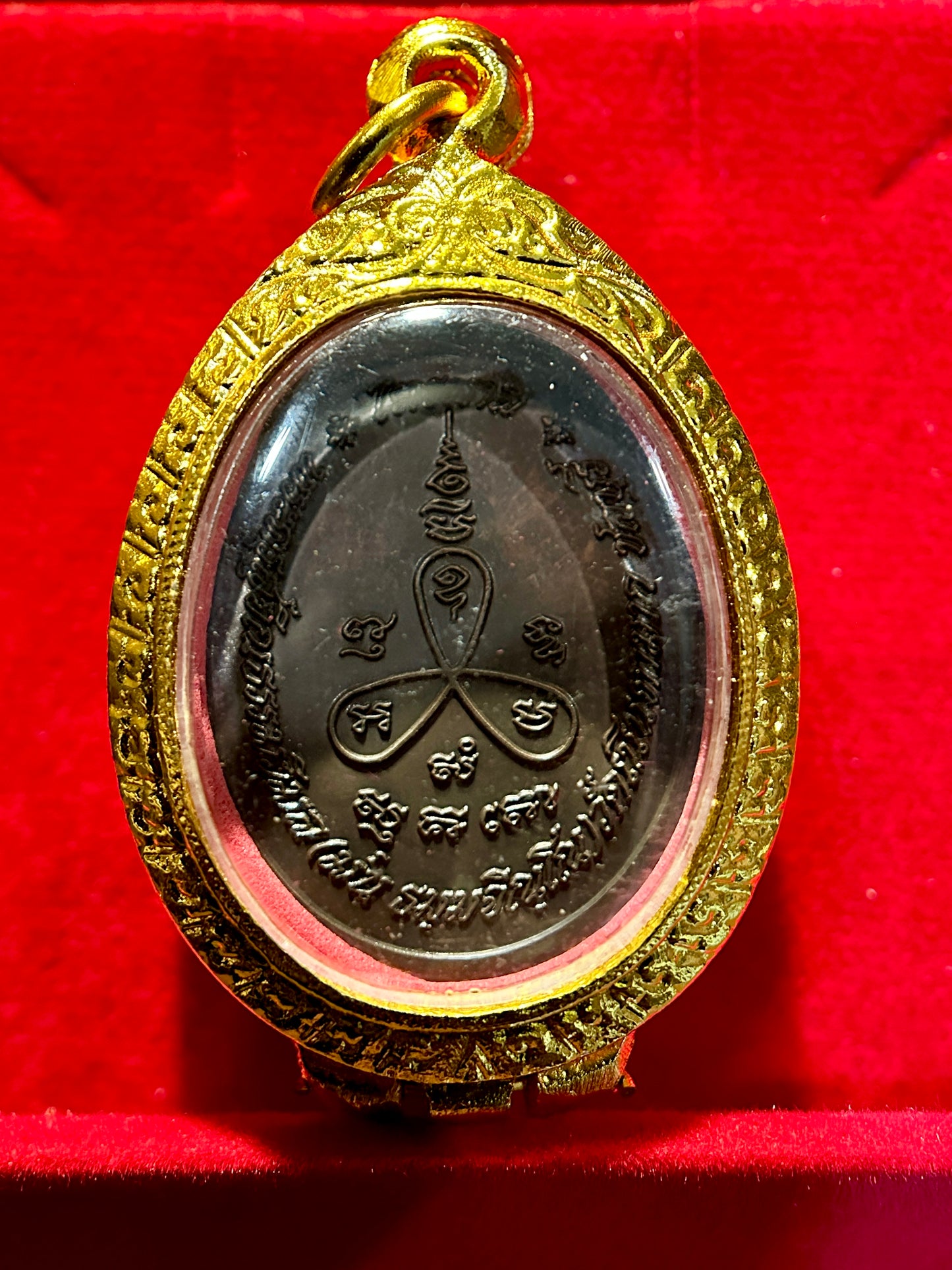 Luang Phor Mon "Yant Na Oak Taek"