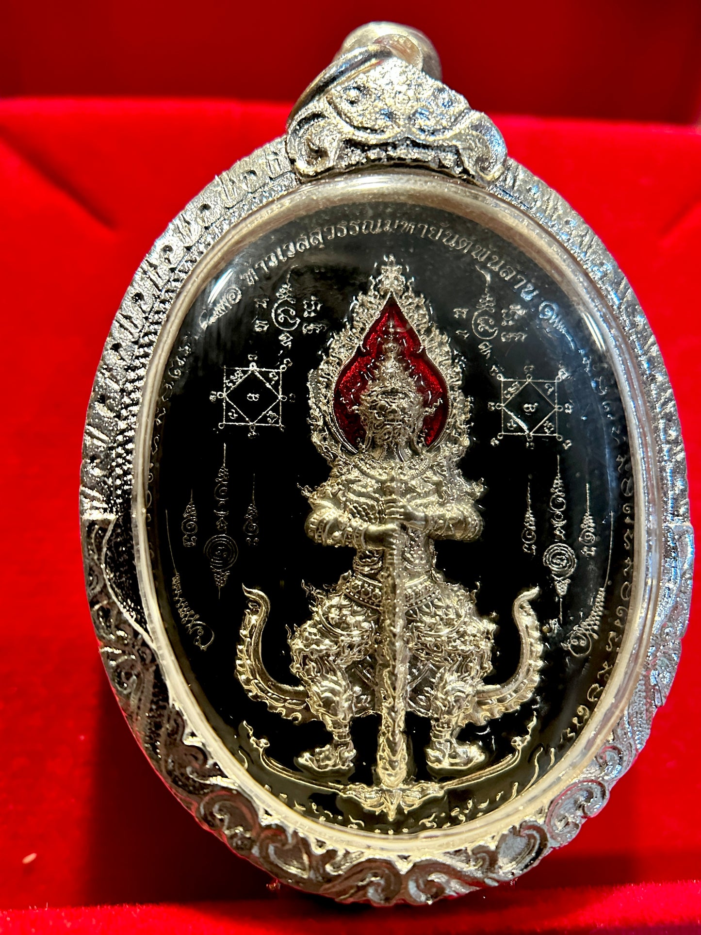 Tao Wessuwan Yantra (Black)