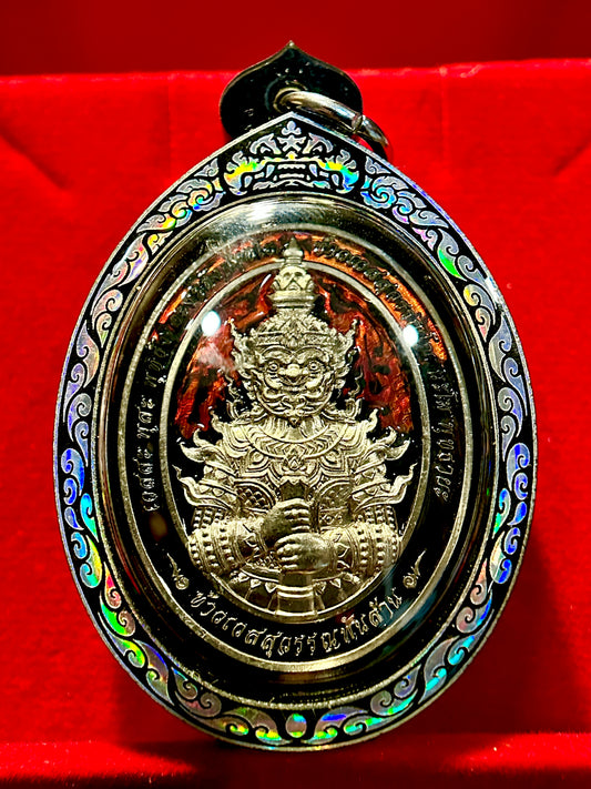 Tao Wessuwan & Garuda Divine Authority Amulet