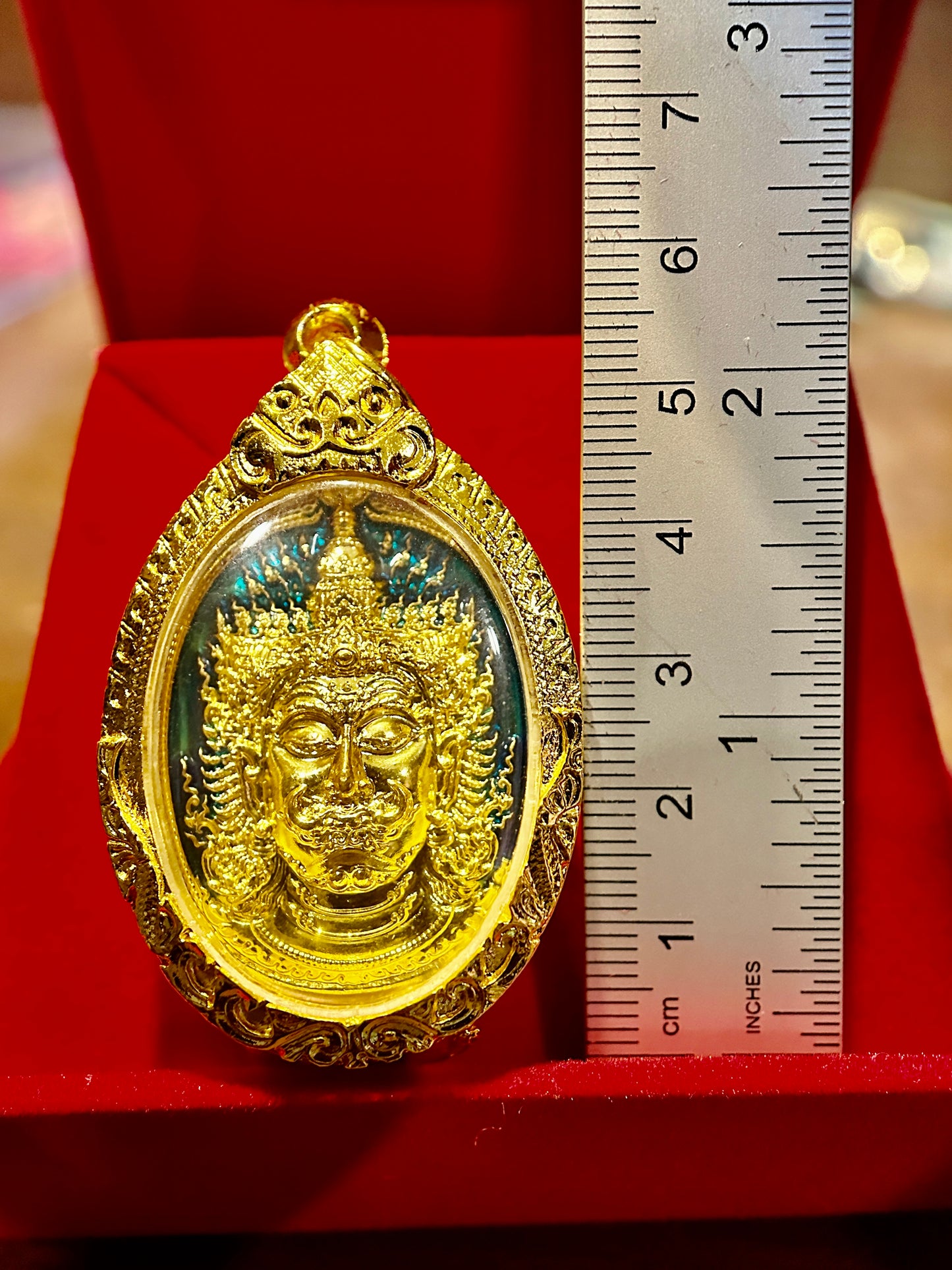 Golden Tao Wessuwan & Phra Rahu (Sapphire Flame)