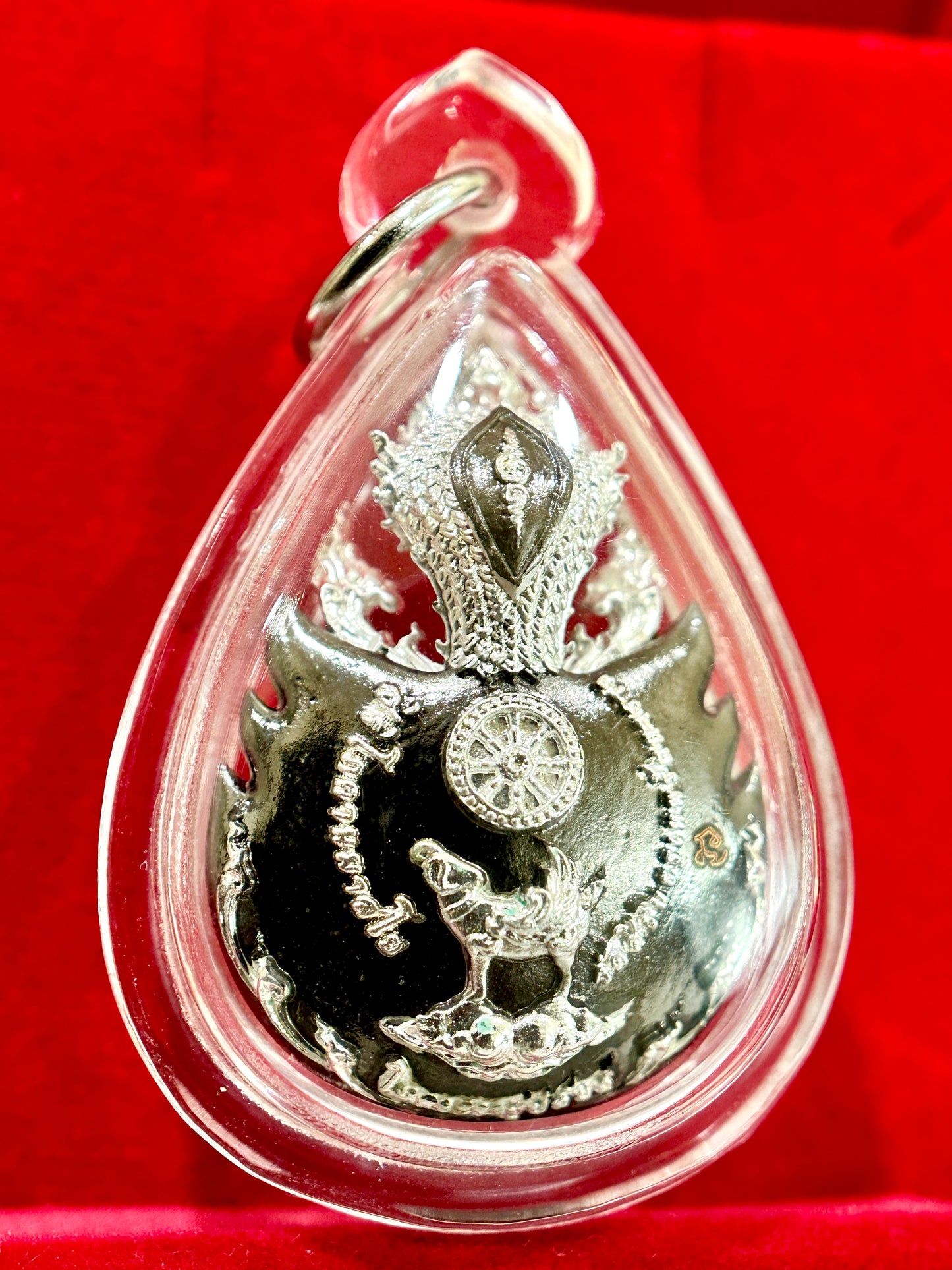 Kwan Liaw Lang Buddha & Naga (Sacred Pair)