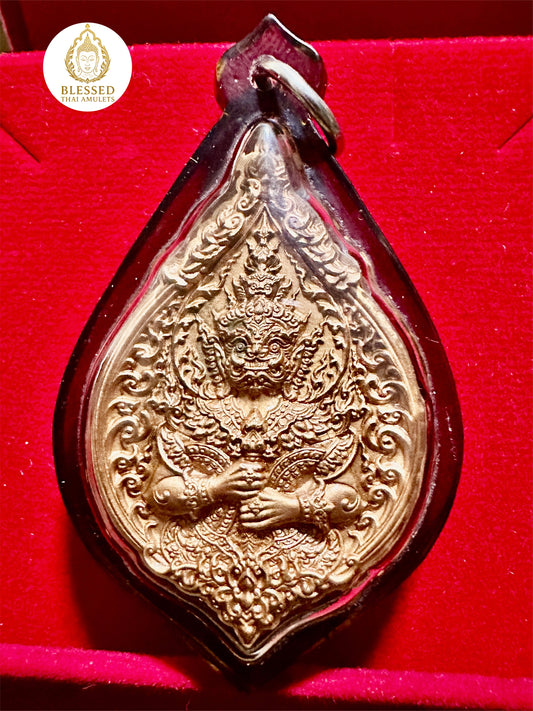 Tao Wessuwan Sandstone Guardian