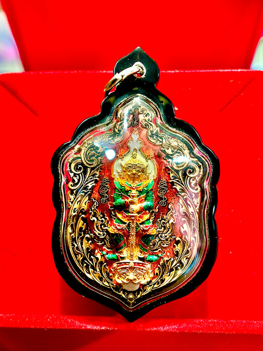 Tao Wessuwan & Garuda (Pink Radiance)