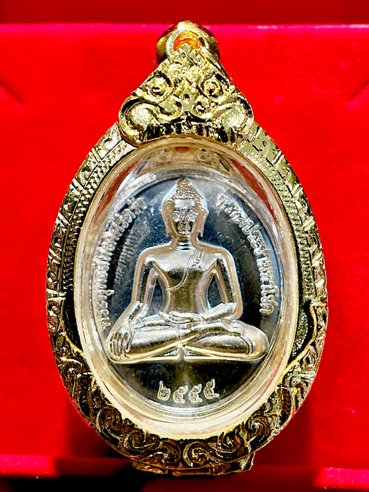 Phra Buddha Enlightenment Amulet