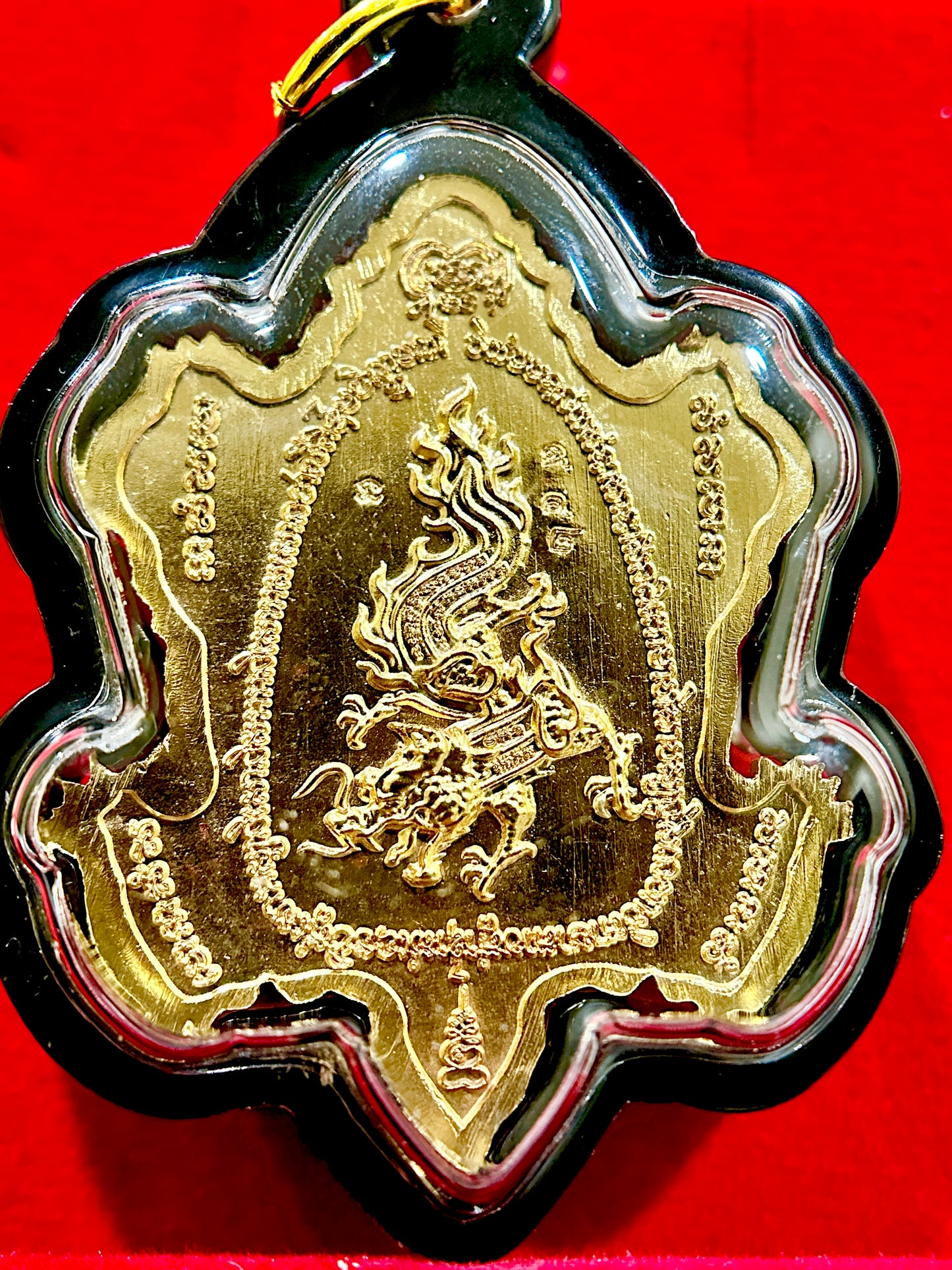 Turtle of Prosperity & Dragon Power Amulet (Gold)