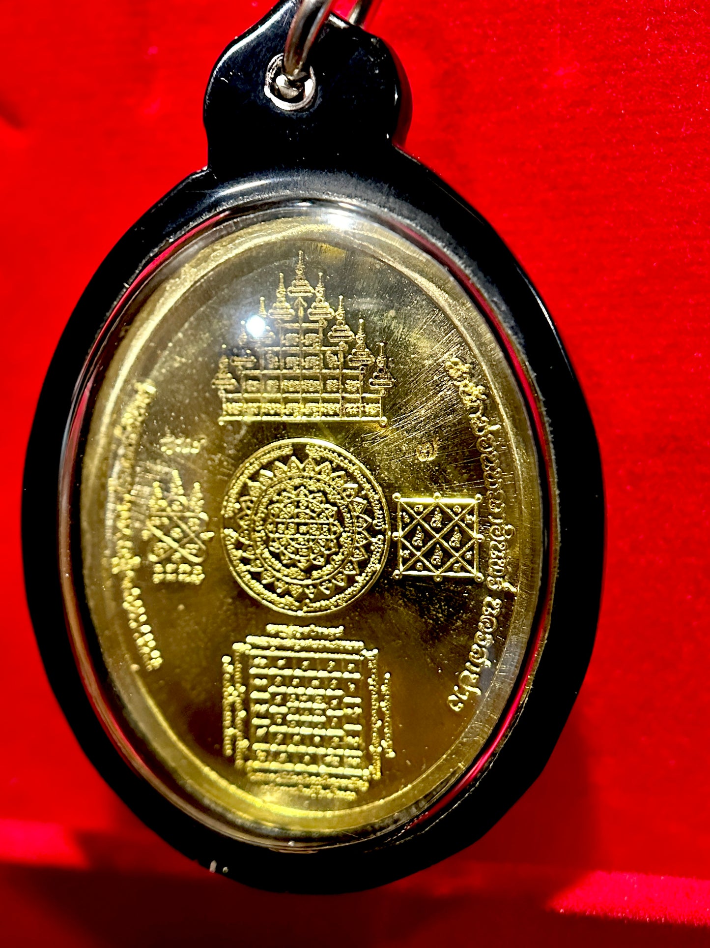 Guardian of Wealth & Protection (Black & Gold)