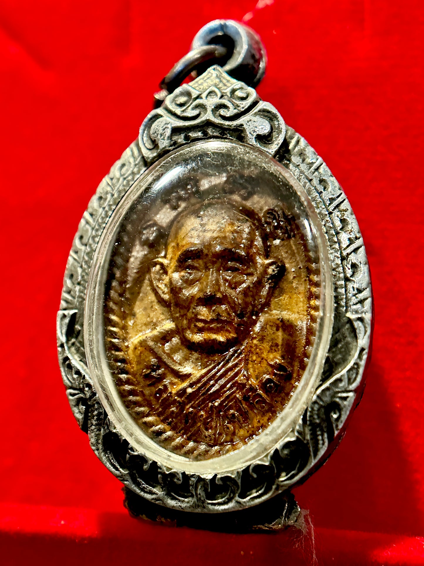 Luang Pu Pleung Protection Amulet (Old Era – Yantra Back, Silver Case)