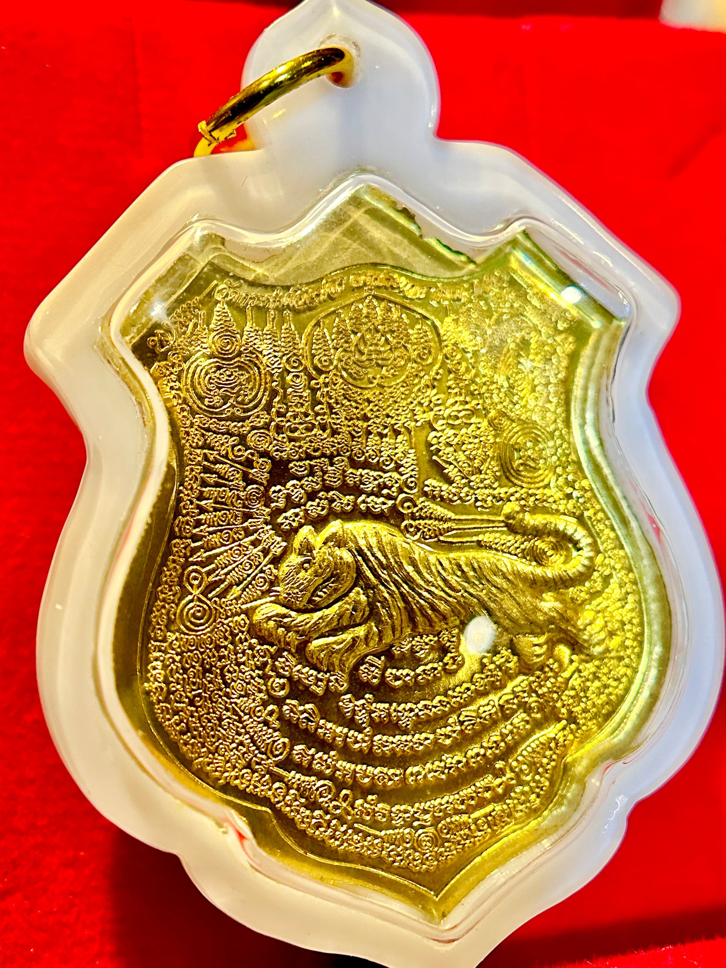 Lersi Tiger Ascend Amulet (Gold - White Case)