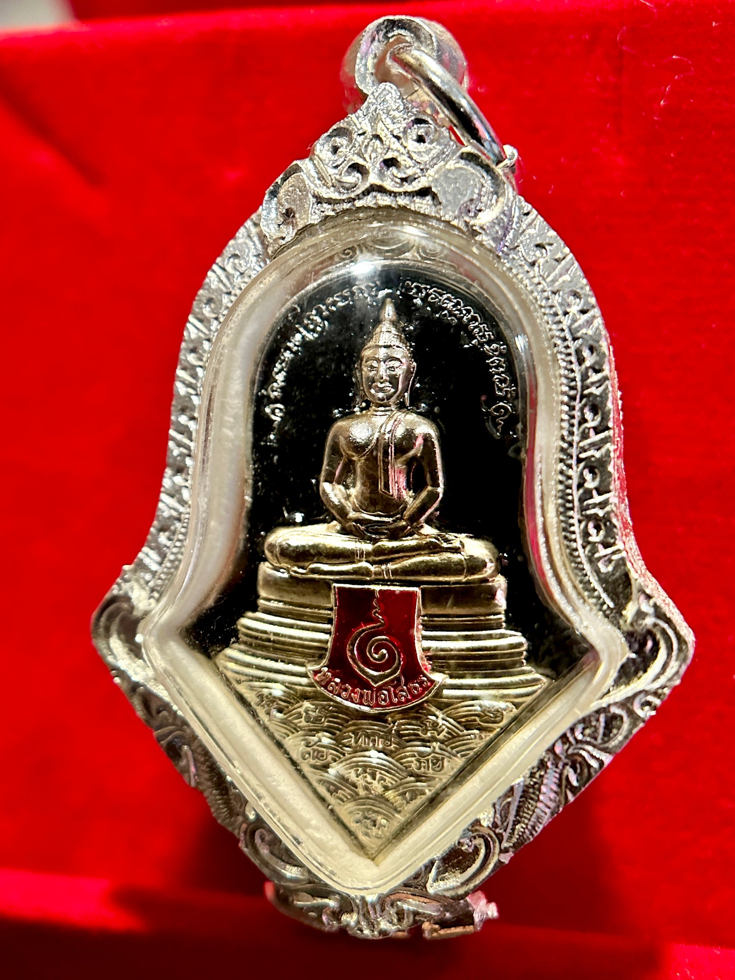 Silver Buddha & Tao Wessuwan Protection