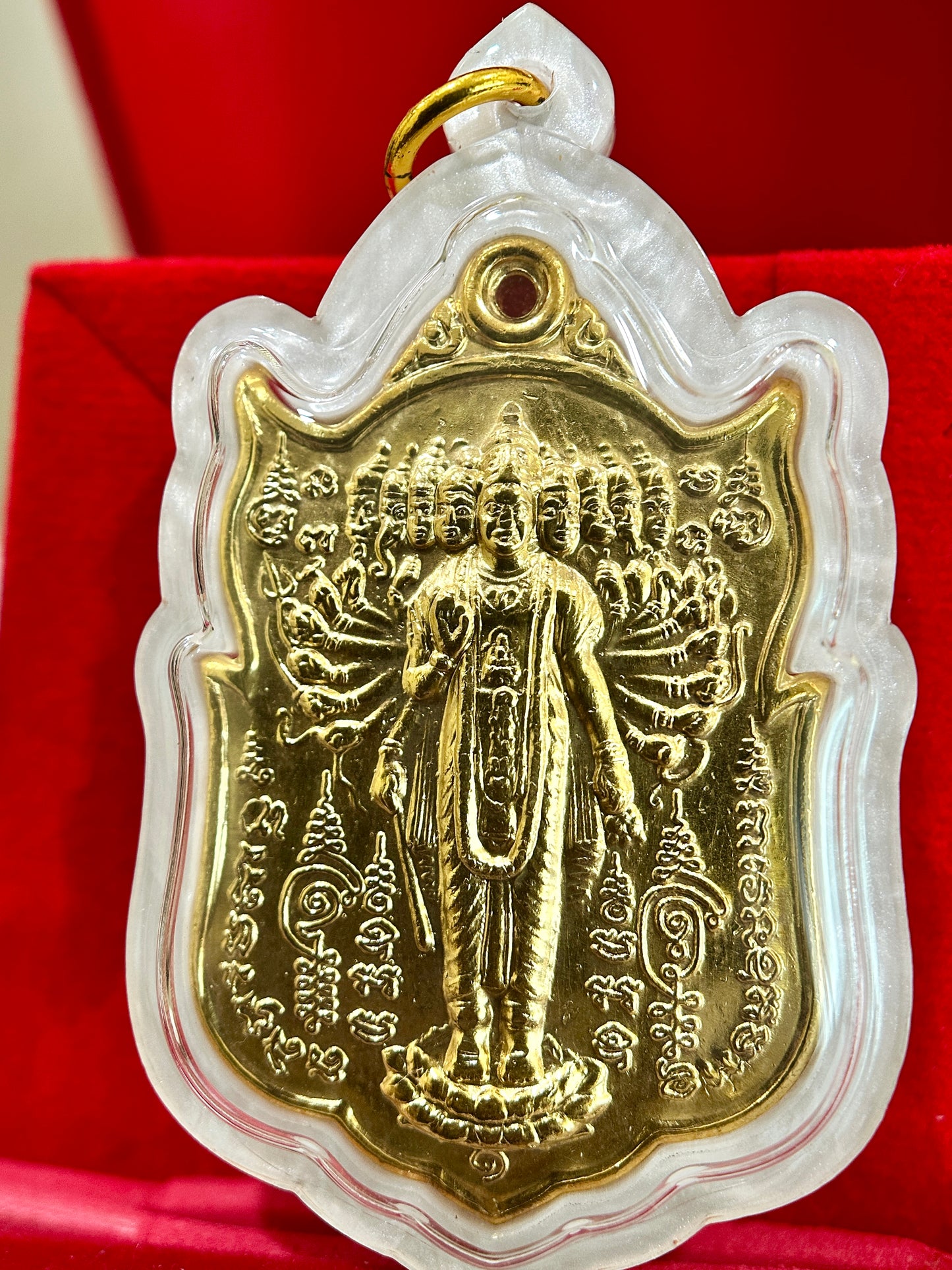 Phra Vishvarupa Protection Amulet
