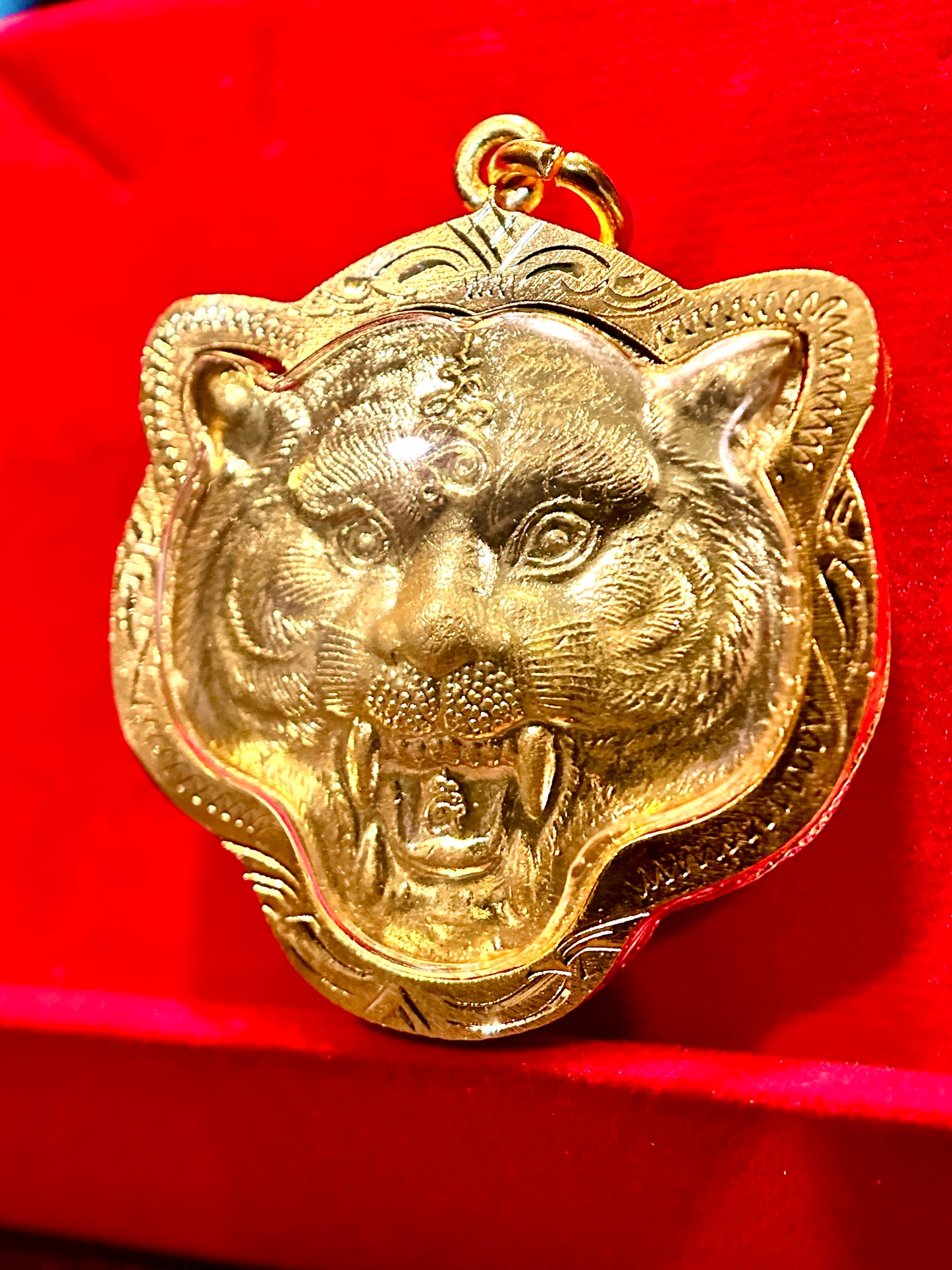 Tiger Spirit & Monk Blessing (Gold) Gold Case