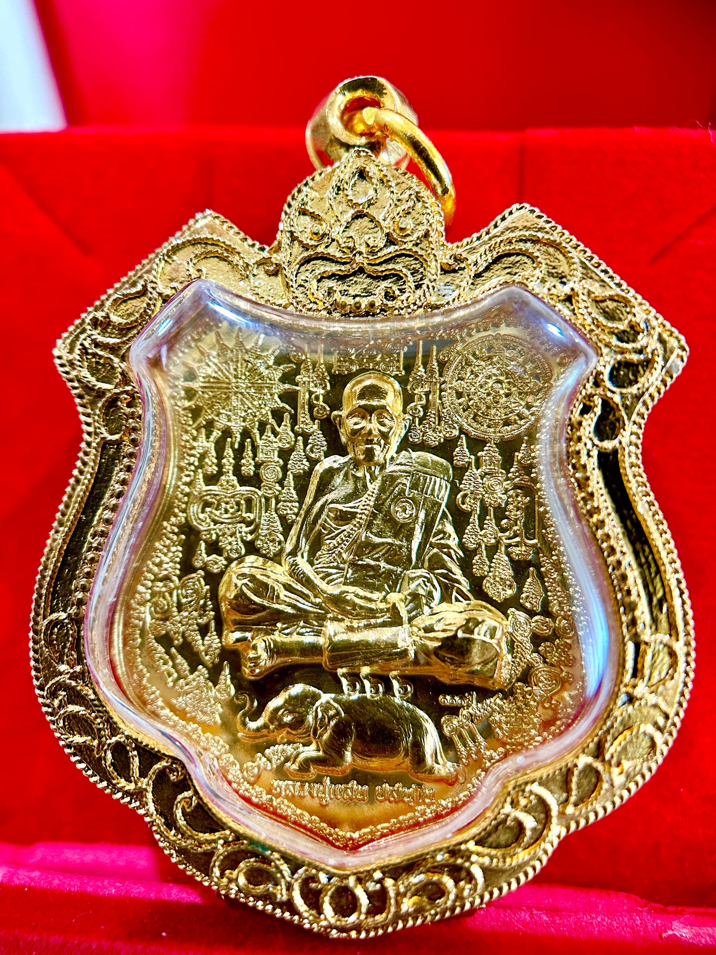 Sacred Elephant Amulet (Gold)