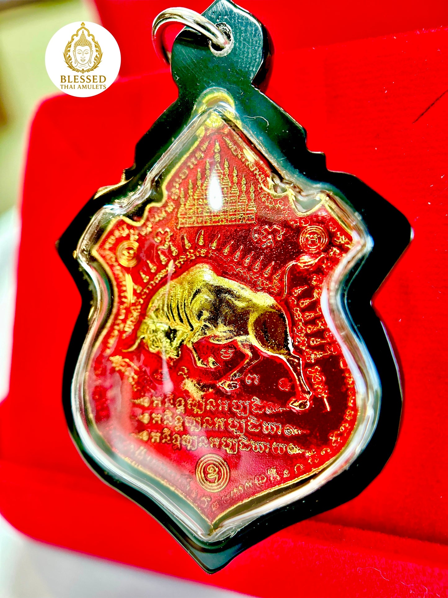Golden Bull (Red/Black Case)