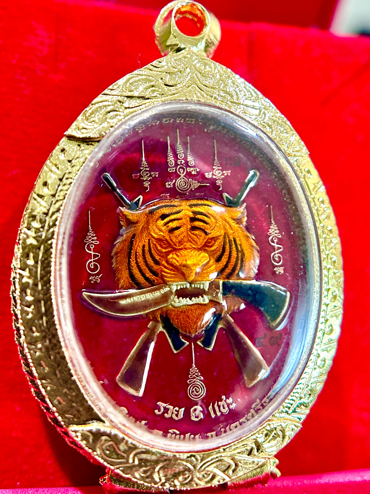 Luang Pu Im Maha Ut Tiger – Red & Gold