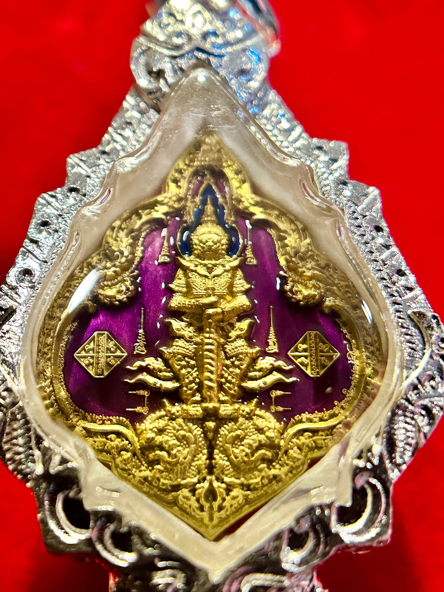 Tao Wessuwan Royal Dharma Guardian (Purple/Silver)