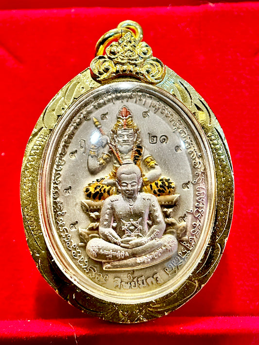 Lersi Sak Yant Master Amulet