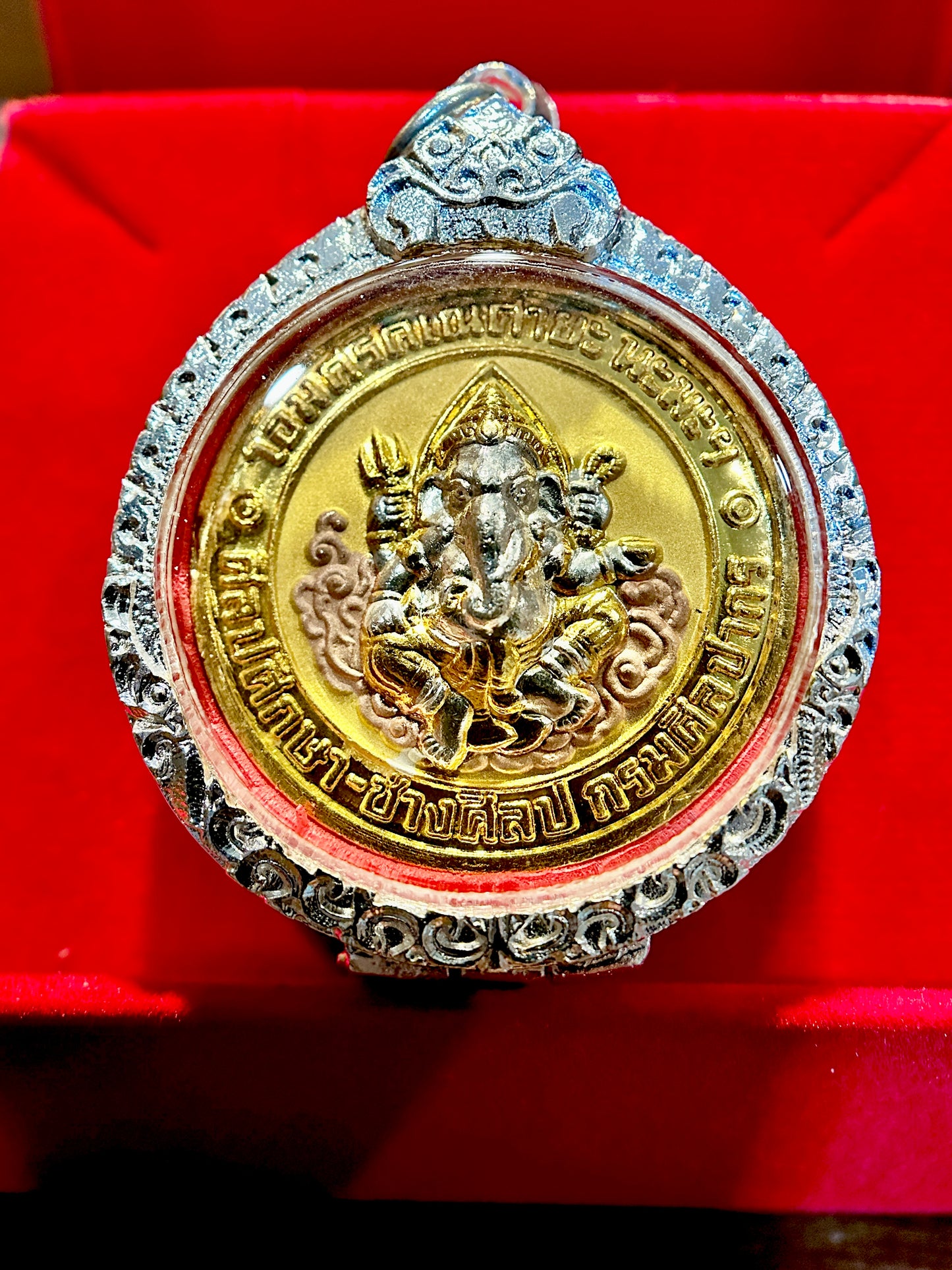 Ganesha Om Prosperity (Silver & Gold)