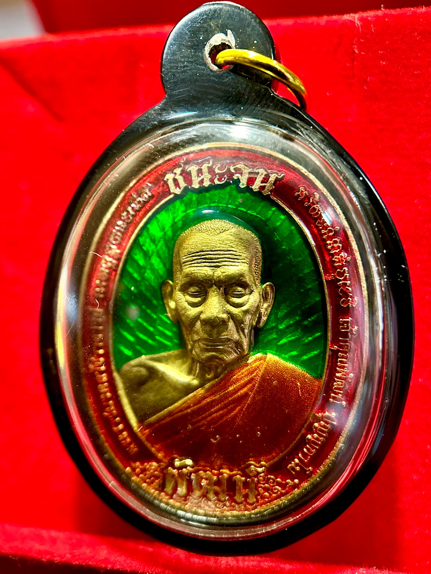 Tao Wessuwan & Luang Phor Phat  (Emerald Flame)
