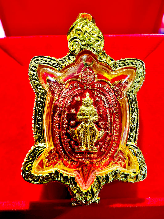Turtle-Shaped Tao Wessuwan (Red/Gold)