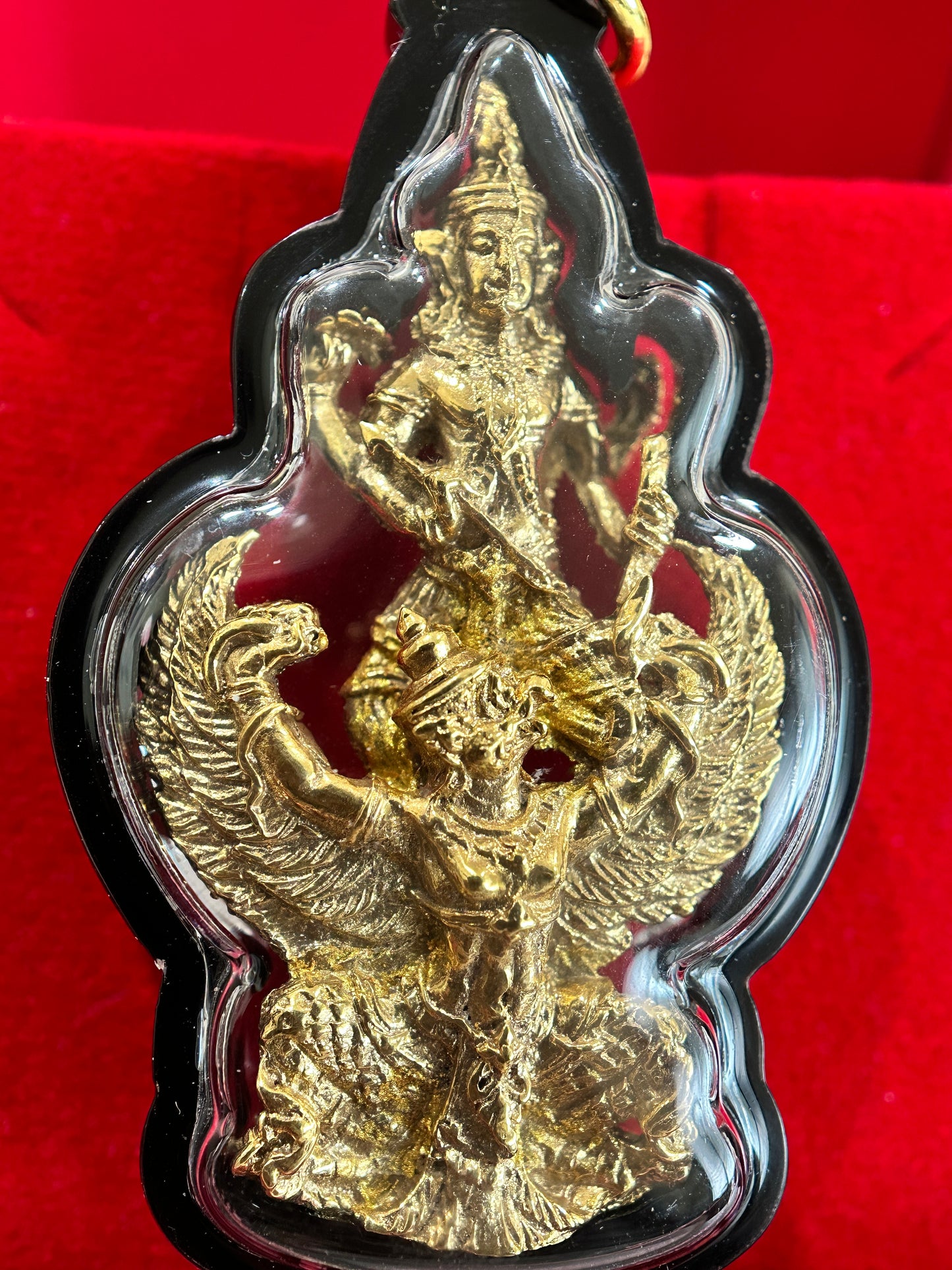 Phra Narai & Garuda Guardian Amulet (Gold)