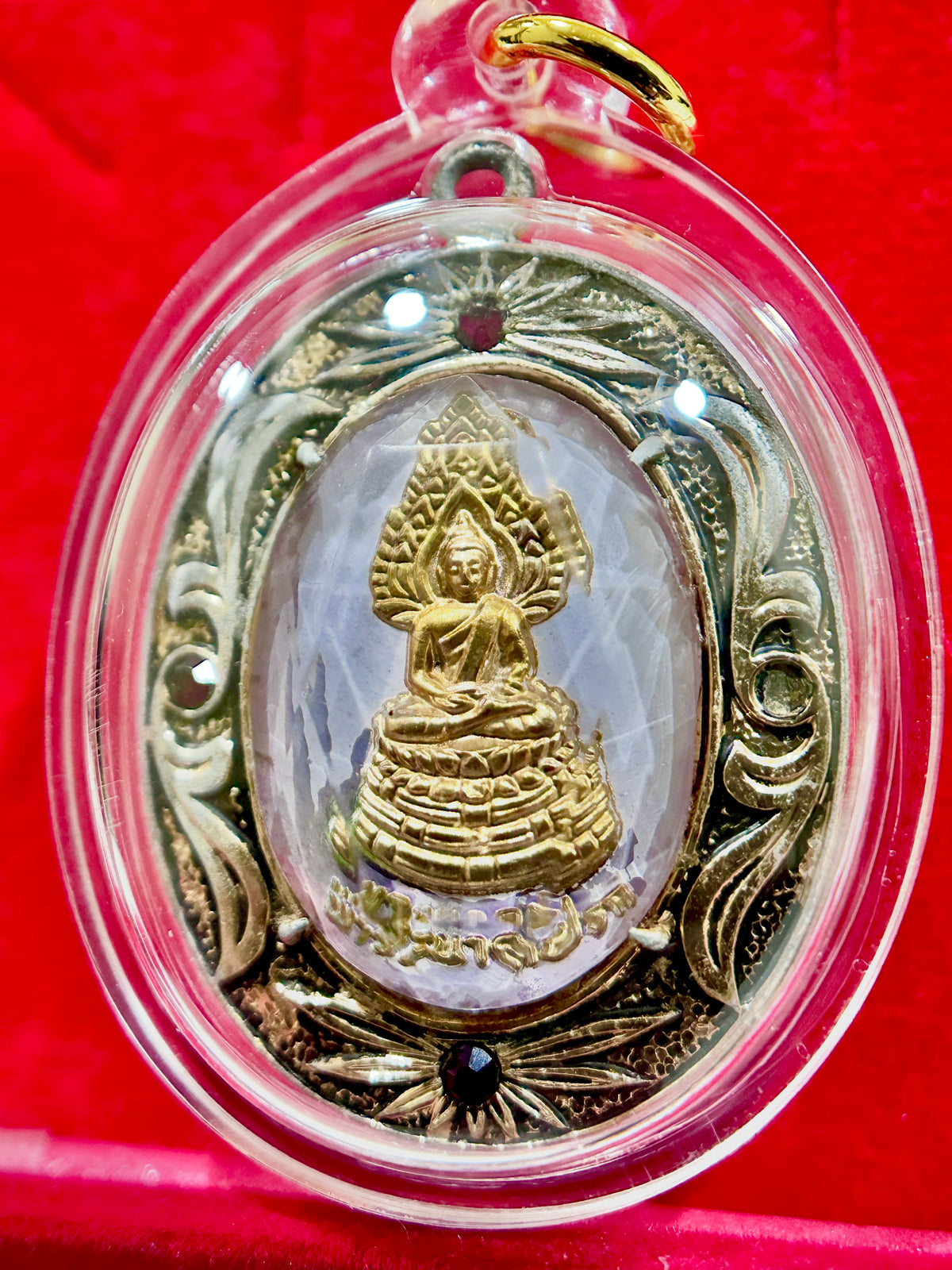 Luang Phor Wat Rai Khing – Lavender Crystal & Gold Amulet