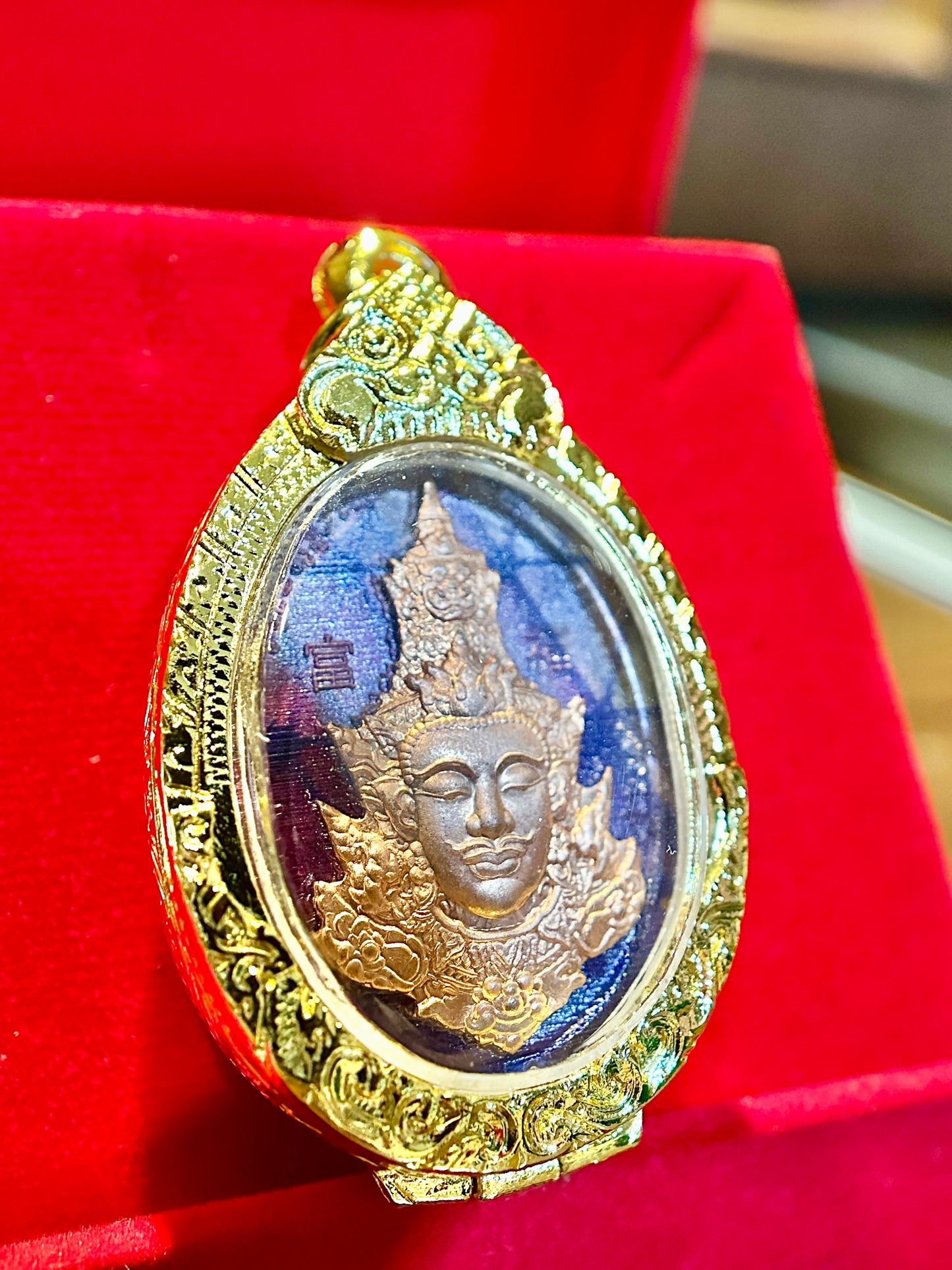 Tao Wessuwan & Phra Phrom Protection Amulet (Purple)