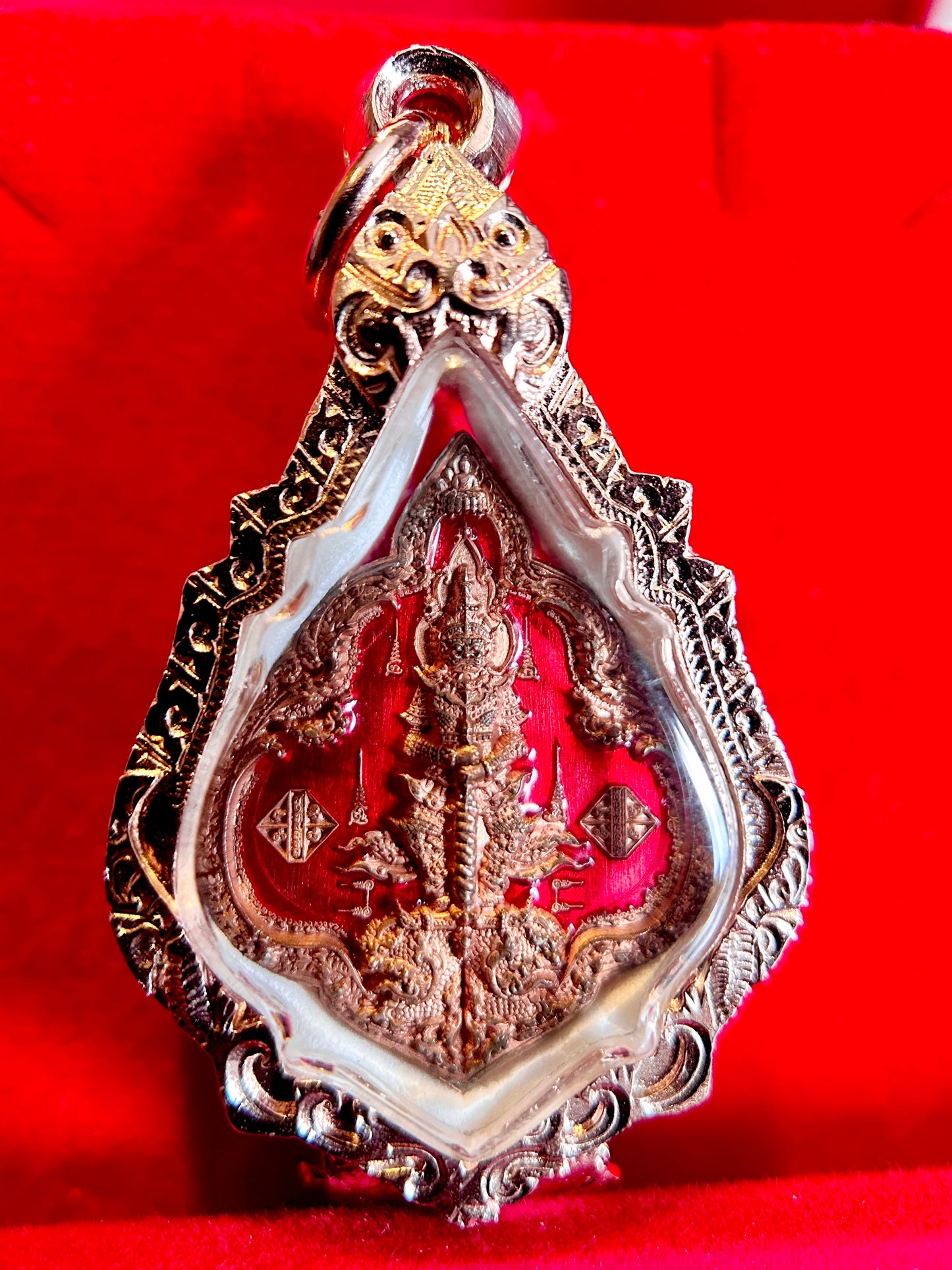 Tao Wessuwan Royal Dharma Guardian (Crimson/Copper)