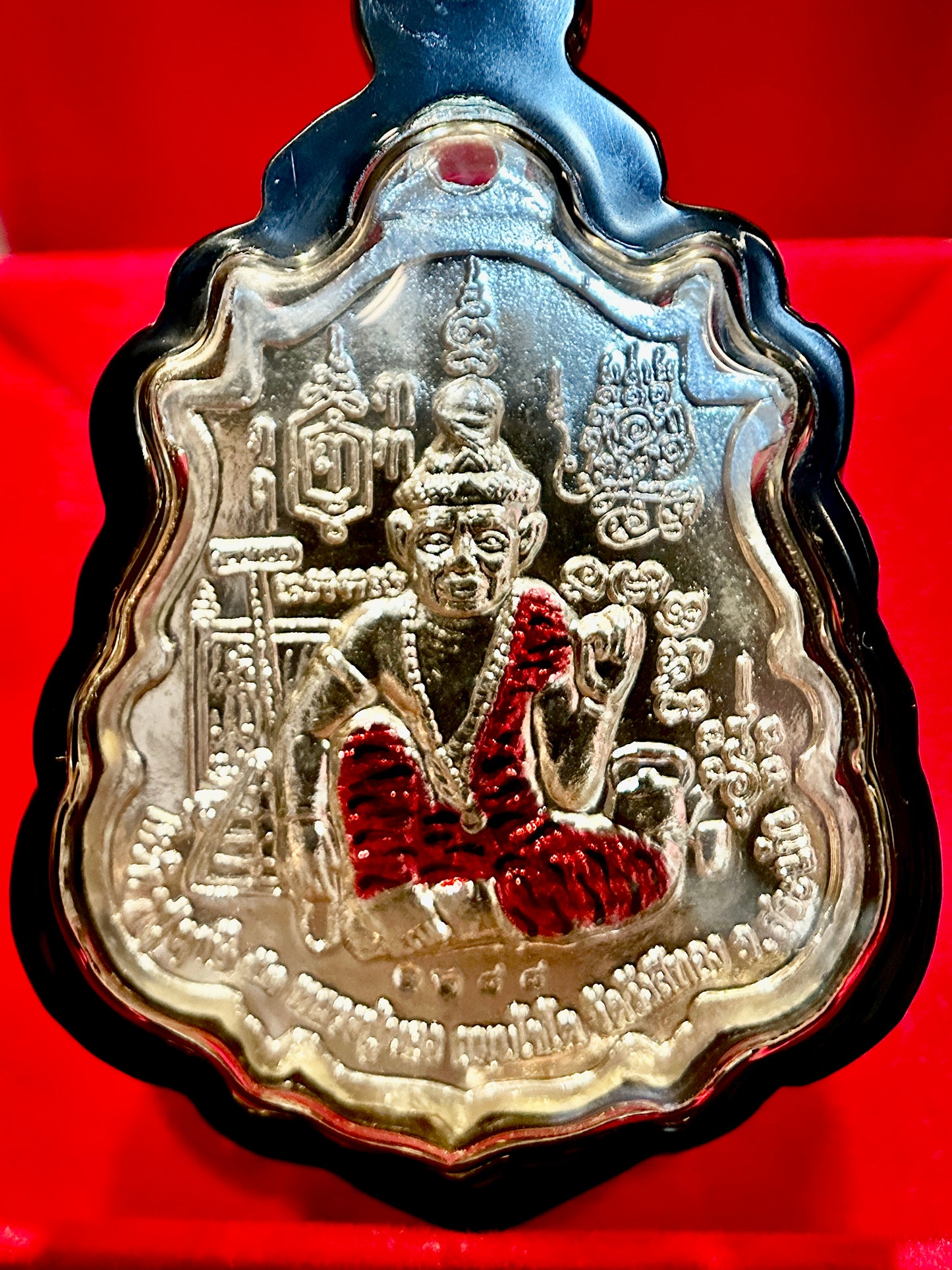 Vishnu & Garuda with Nagas