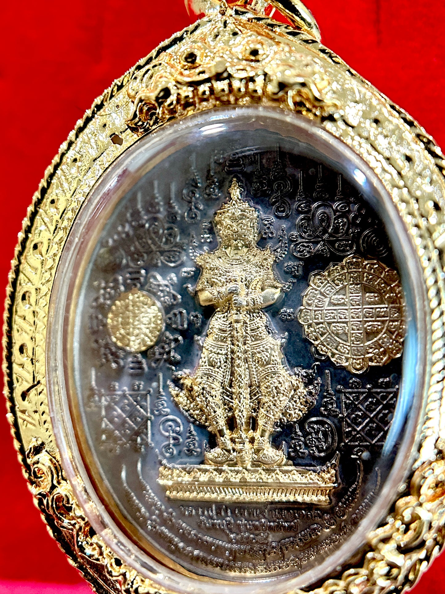 Tao Wessuwan & Garuda Divine Authority Amulet (Black & Gold Edition)