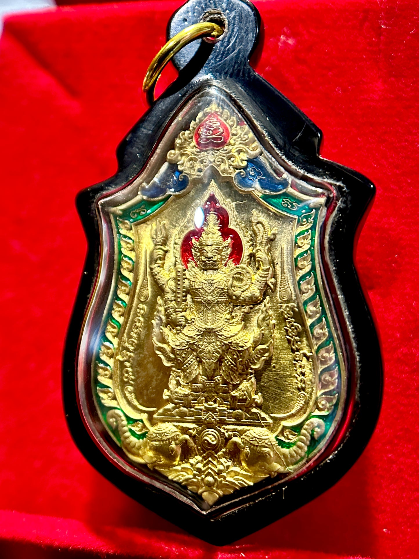 Tao Wessuwan Royal Guardian