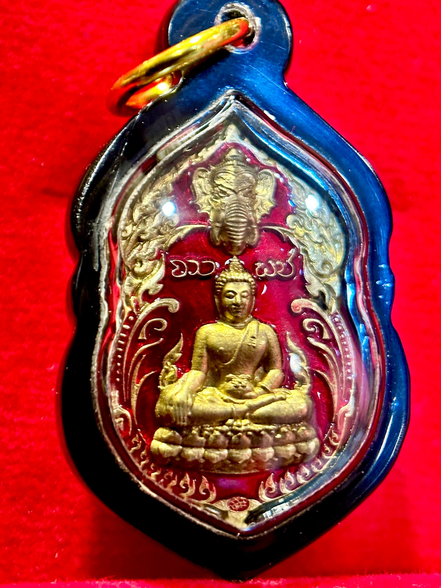 Seated Buddha Serenity Amulet (Red)