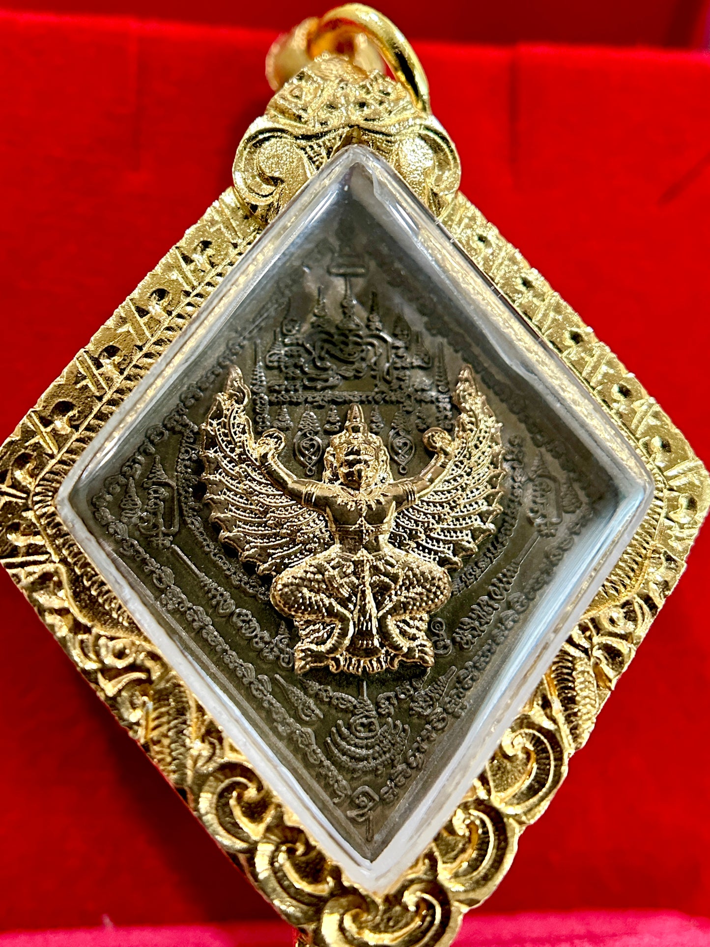 Garuda Sky Guardian & Singha Paed Tidt (Gold & Darkened Bronze Edition)