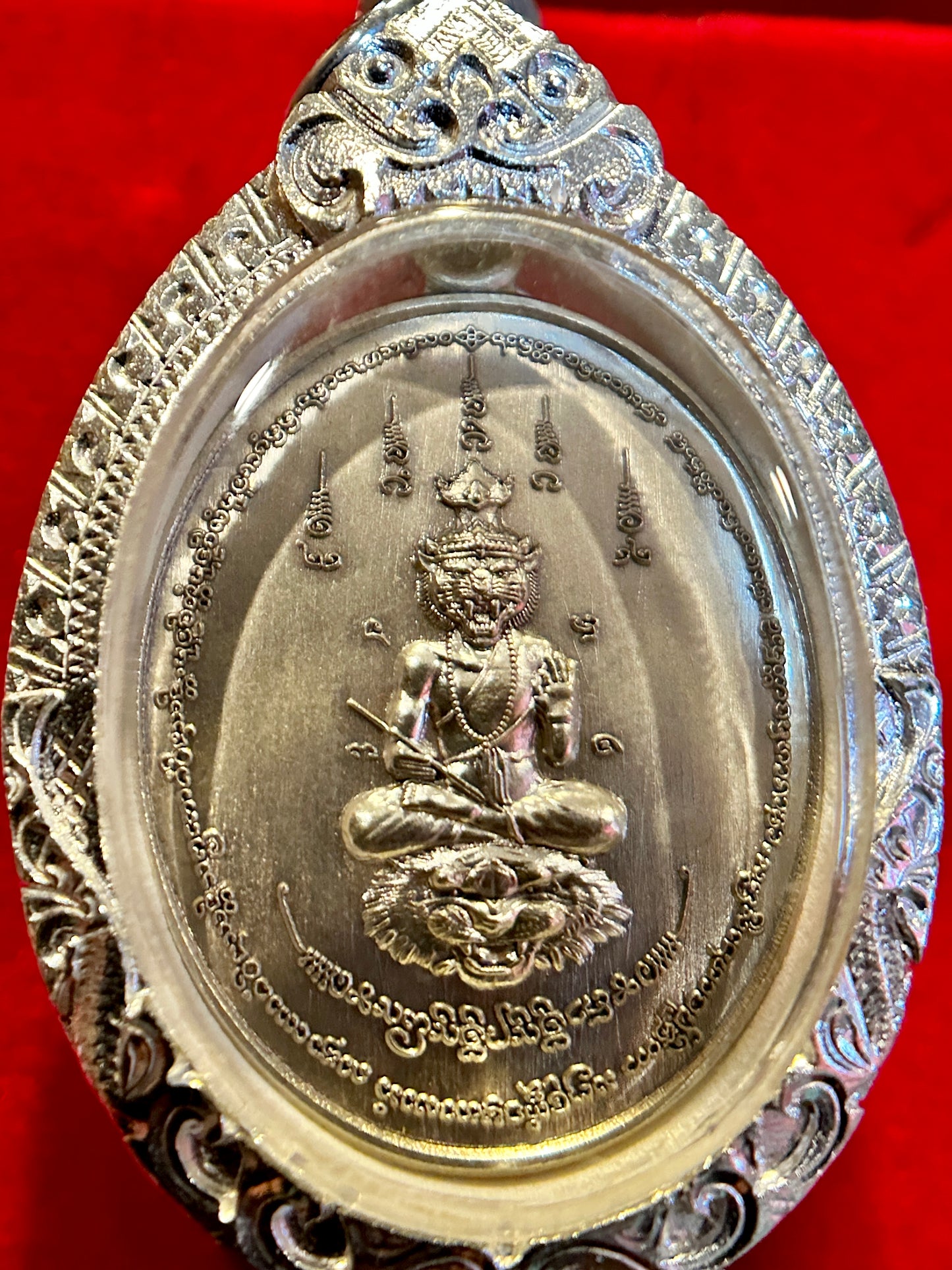 Lersi Tiger Head & Yantra Grid (Antique Silver - Silver Case)