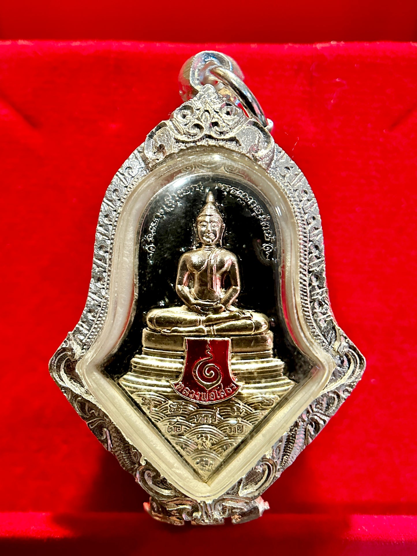 Silver Buddha & Tao Wessuwan Protection
