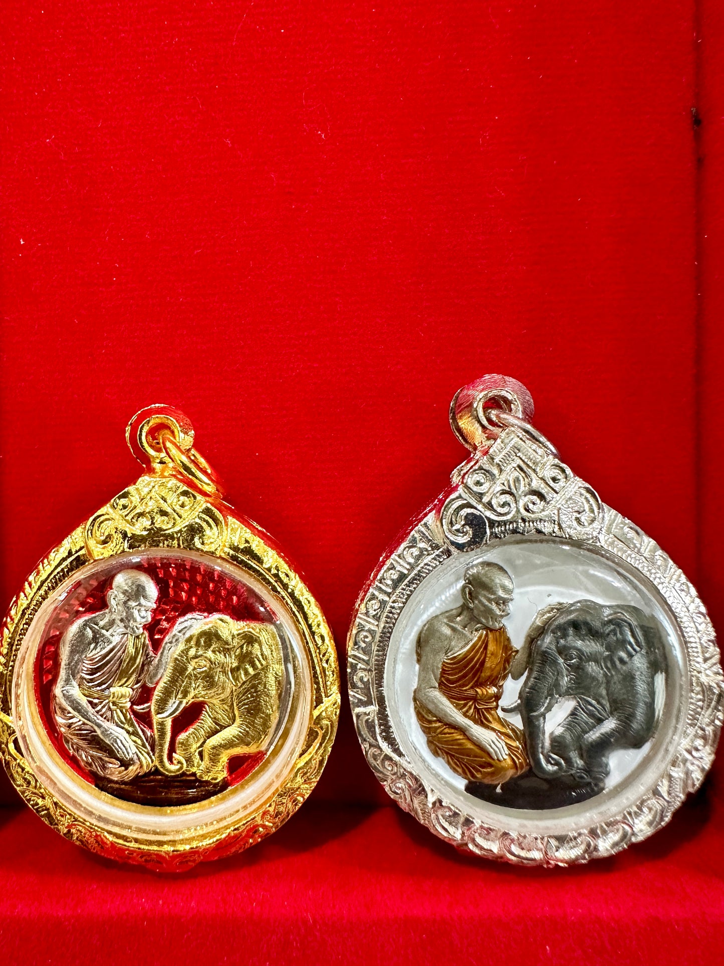 Elephant of Wisdom (Sacred Pair)