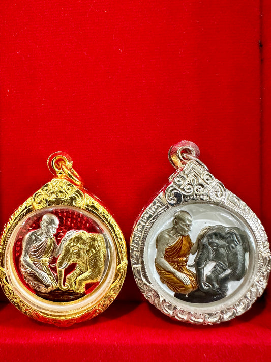 Elephant of Wisdom (Sacred Pair)