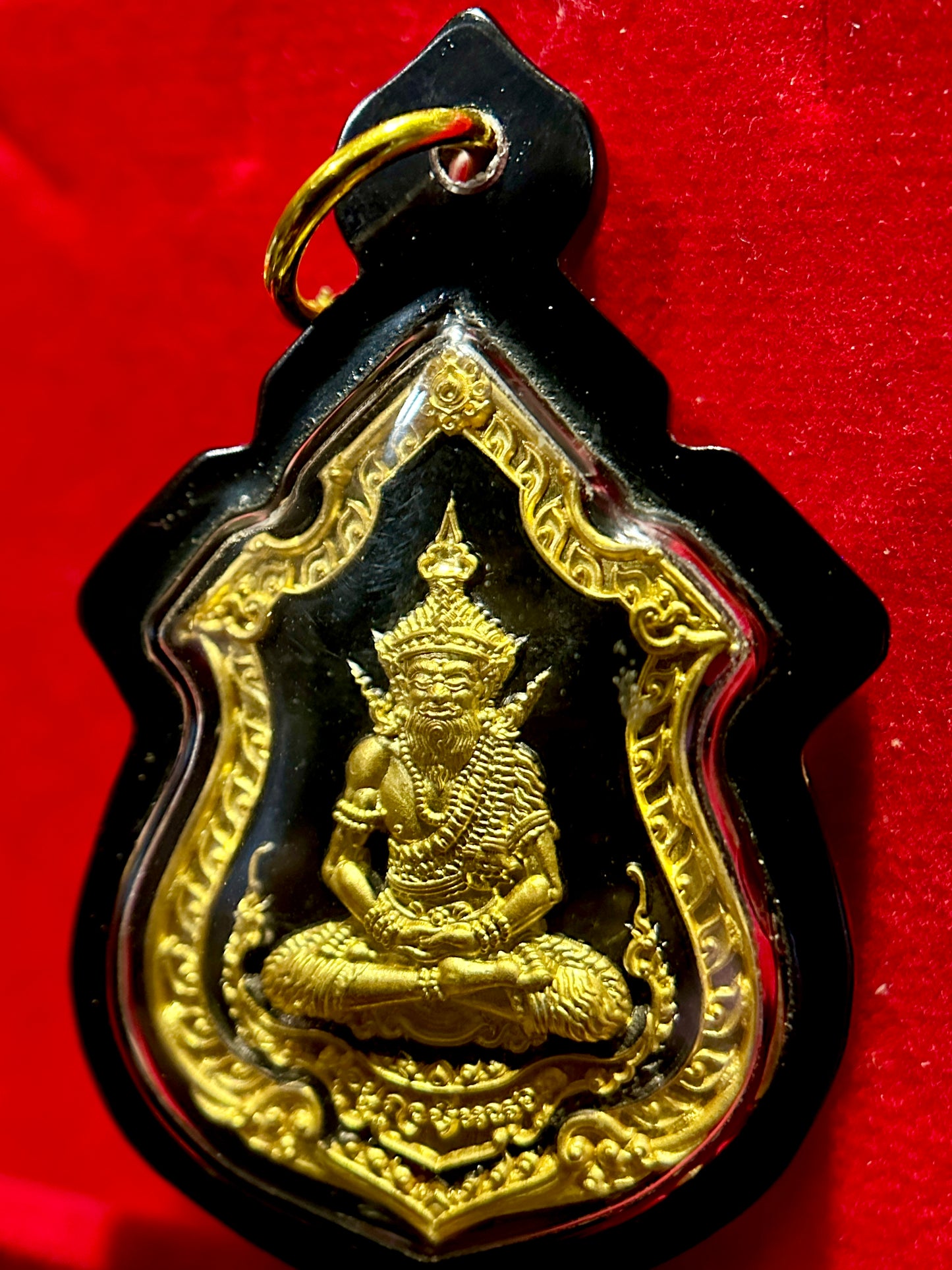 Lersi Ta Fai & Hanuman Riding Singha