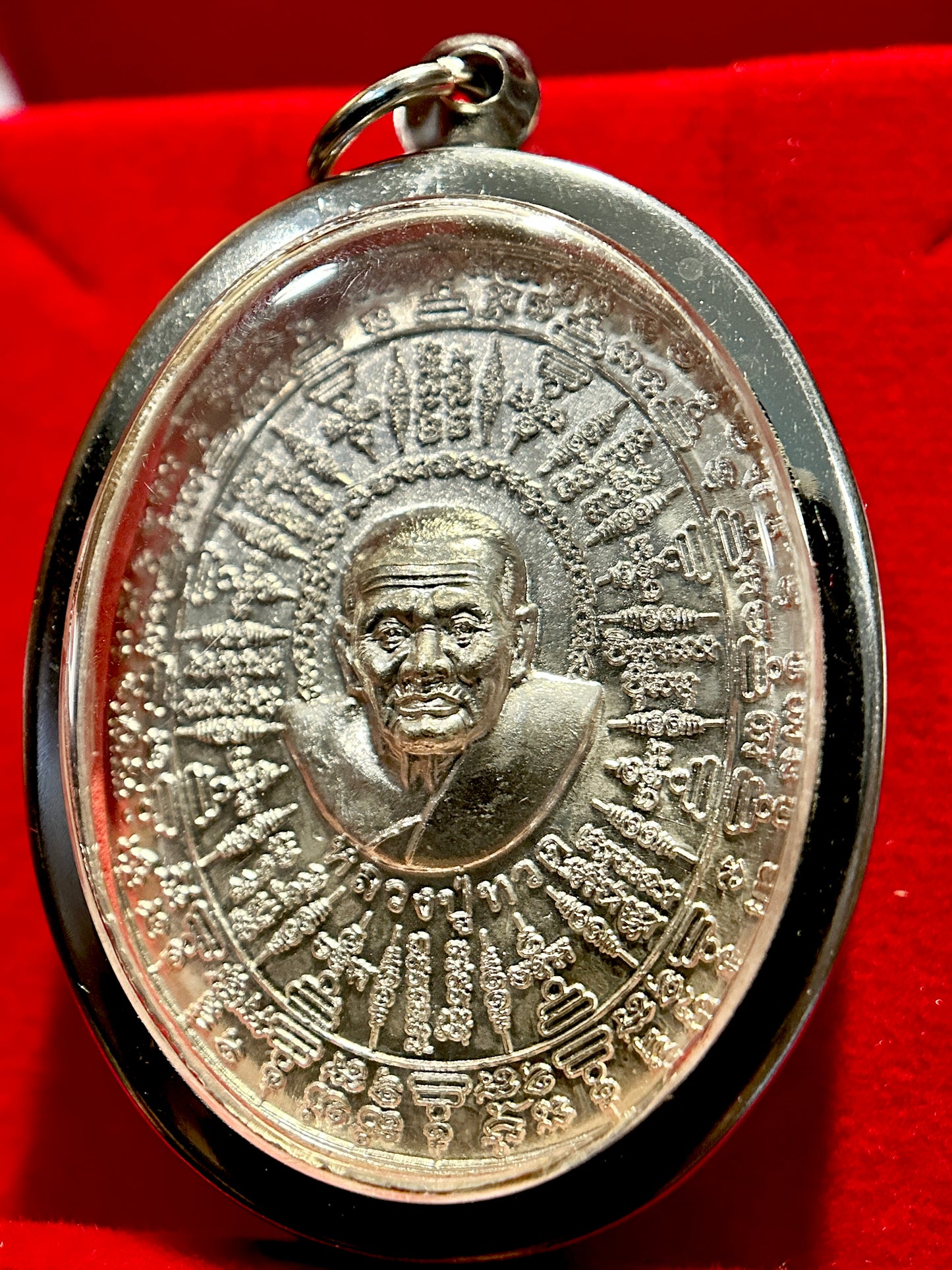 Luang Phor Thuat Sacred Yantra Guardian (Silver Edition)