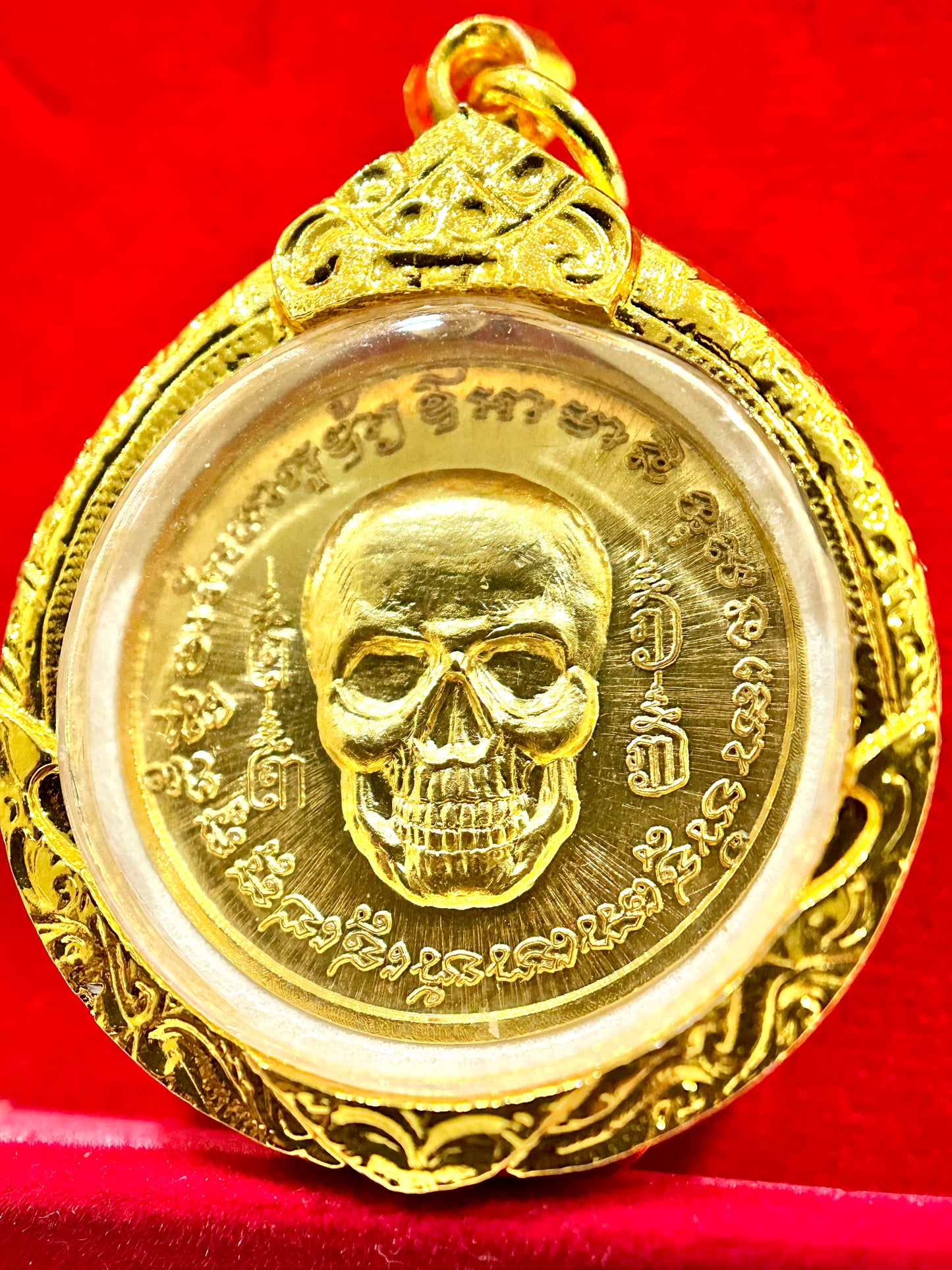 Golden Skull of Impermanence