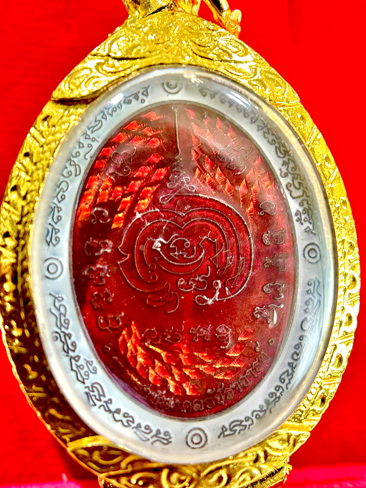 Triple Tao Wessuwan Sacred Yantra (Red & Gold)